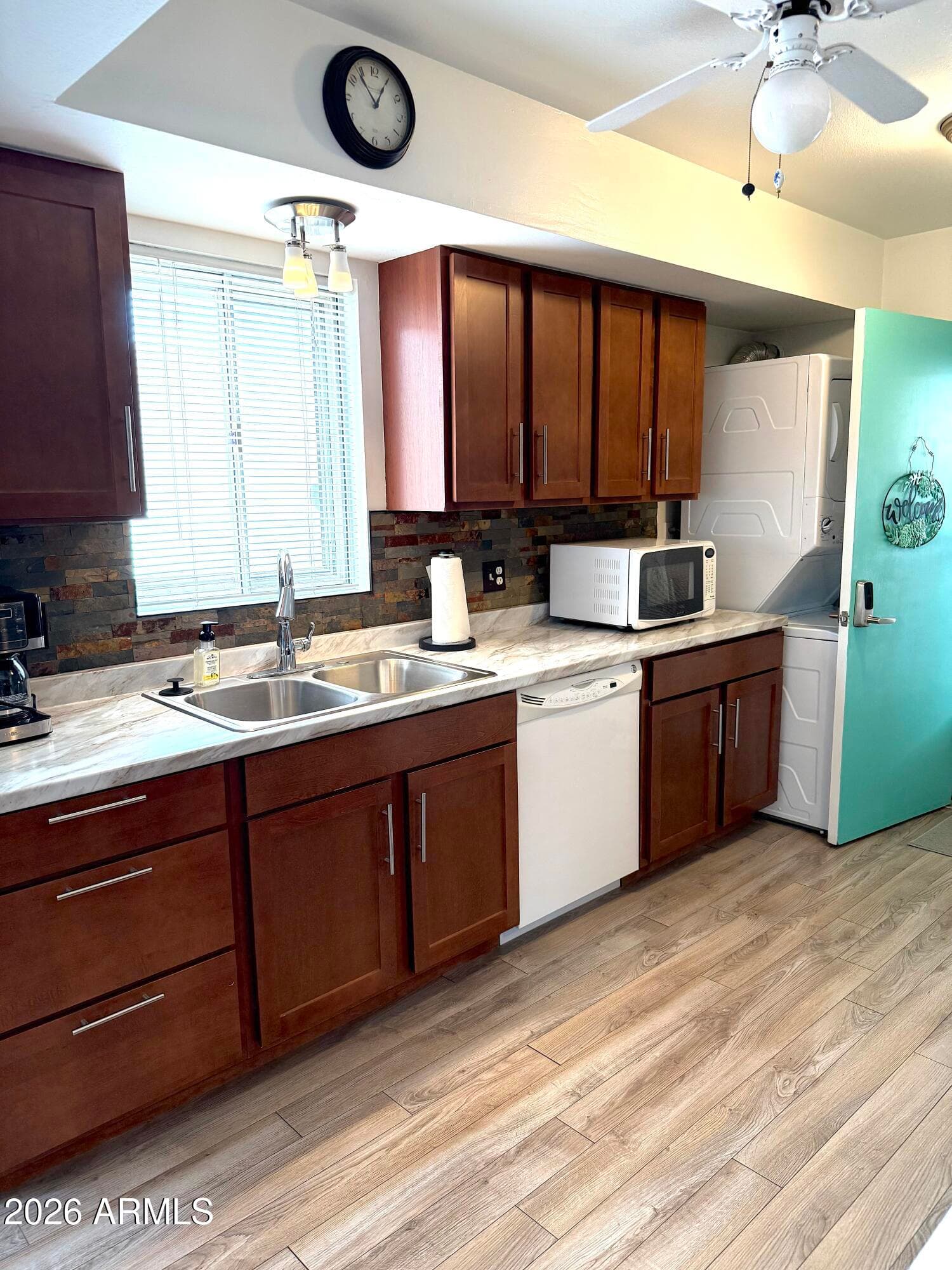 9419 E Sun Lakes Boulevard N, Sun Lakes, AZ 85248 — photo 4 of 33