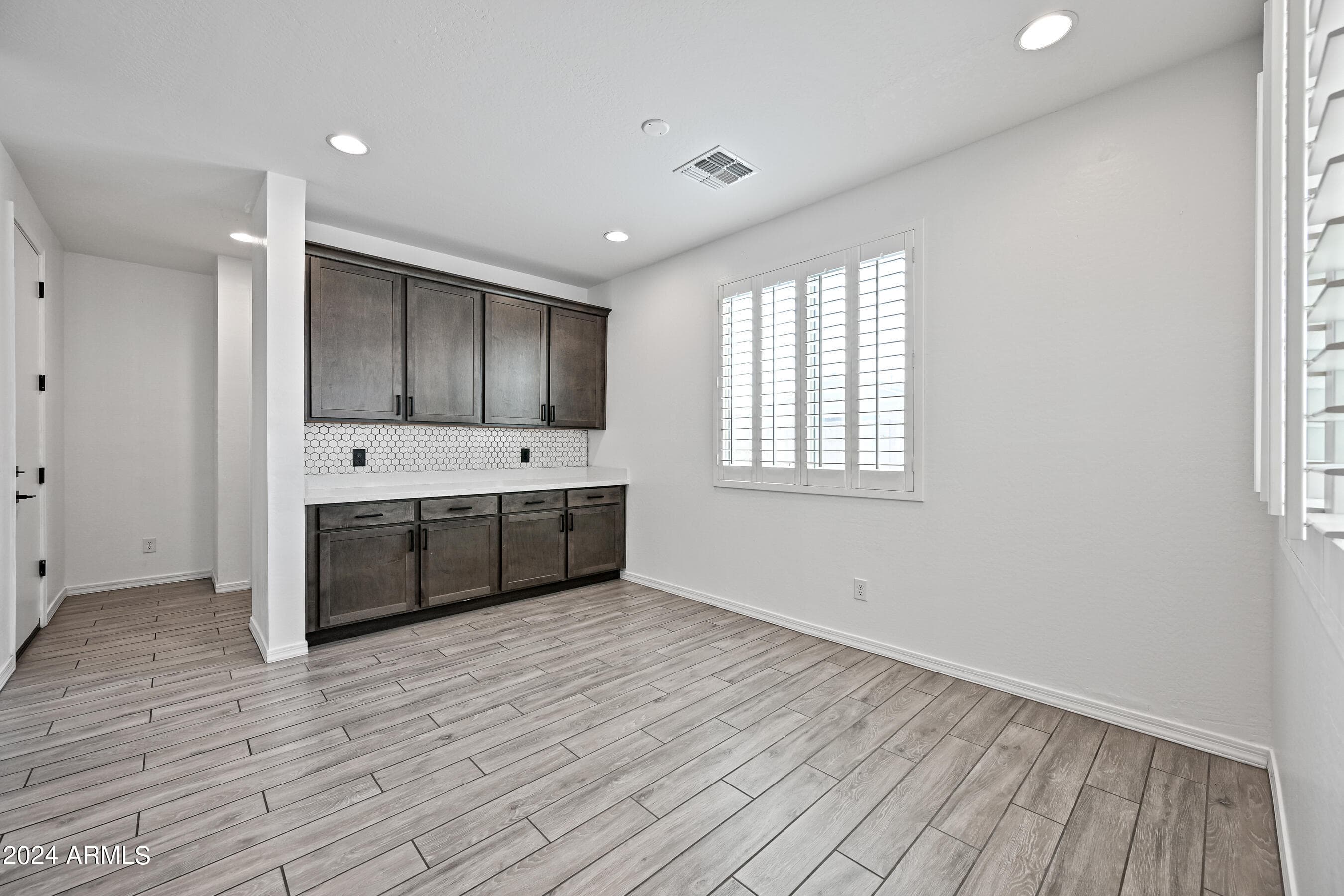 13360 W BRILES Road, Peoria, AZ 85383 — photo 15 of 43