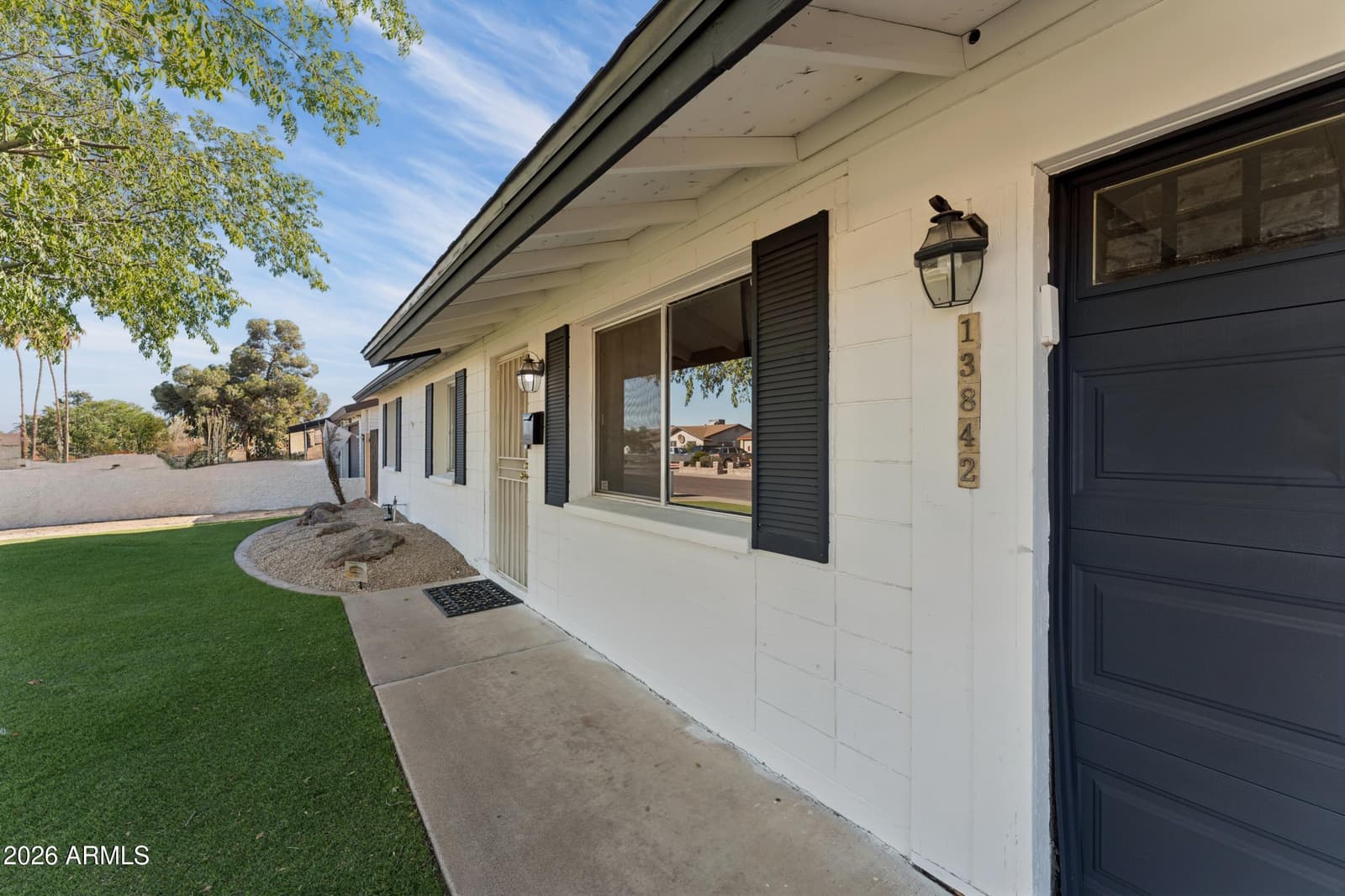 13842 N 37TH Way, Phoenix, AZ 85032 — photo 5 of 37