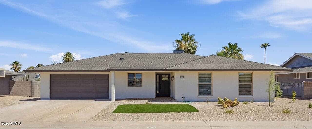 10914 W WHITE MOUNTAIN Road, Sun City, AZ 85351