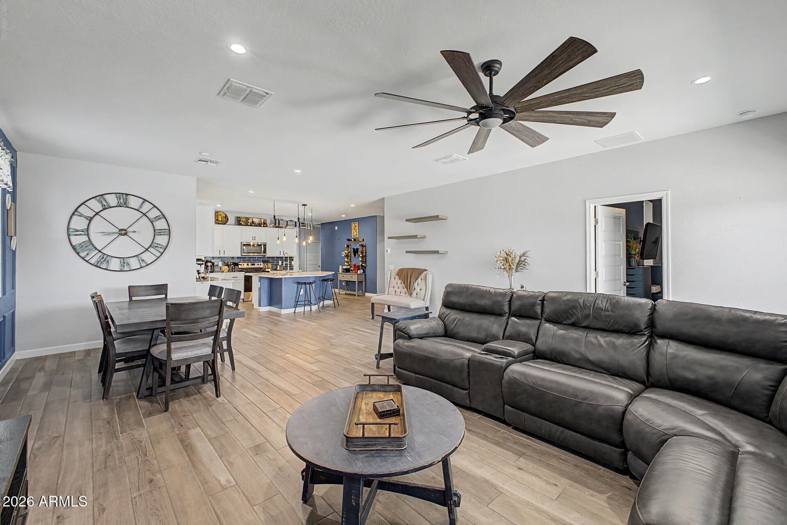 10286 S DESERT VIEW Drive, Apache Junction, AZ 85120 — photo 14 of 57
