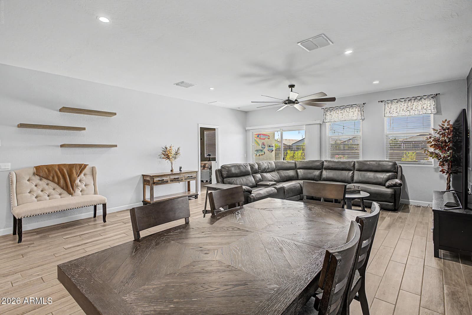 10286 S DESERT VIEW Drive, Apache Junction, AZ 85120 — photo 15 of 57