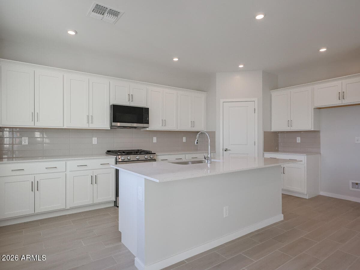23041 W Irma Lane, Surprise, AZ 85387 — photo 9 of 25