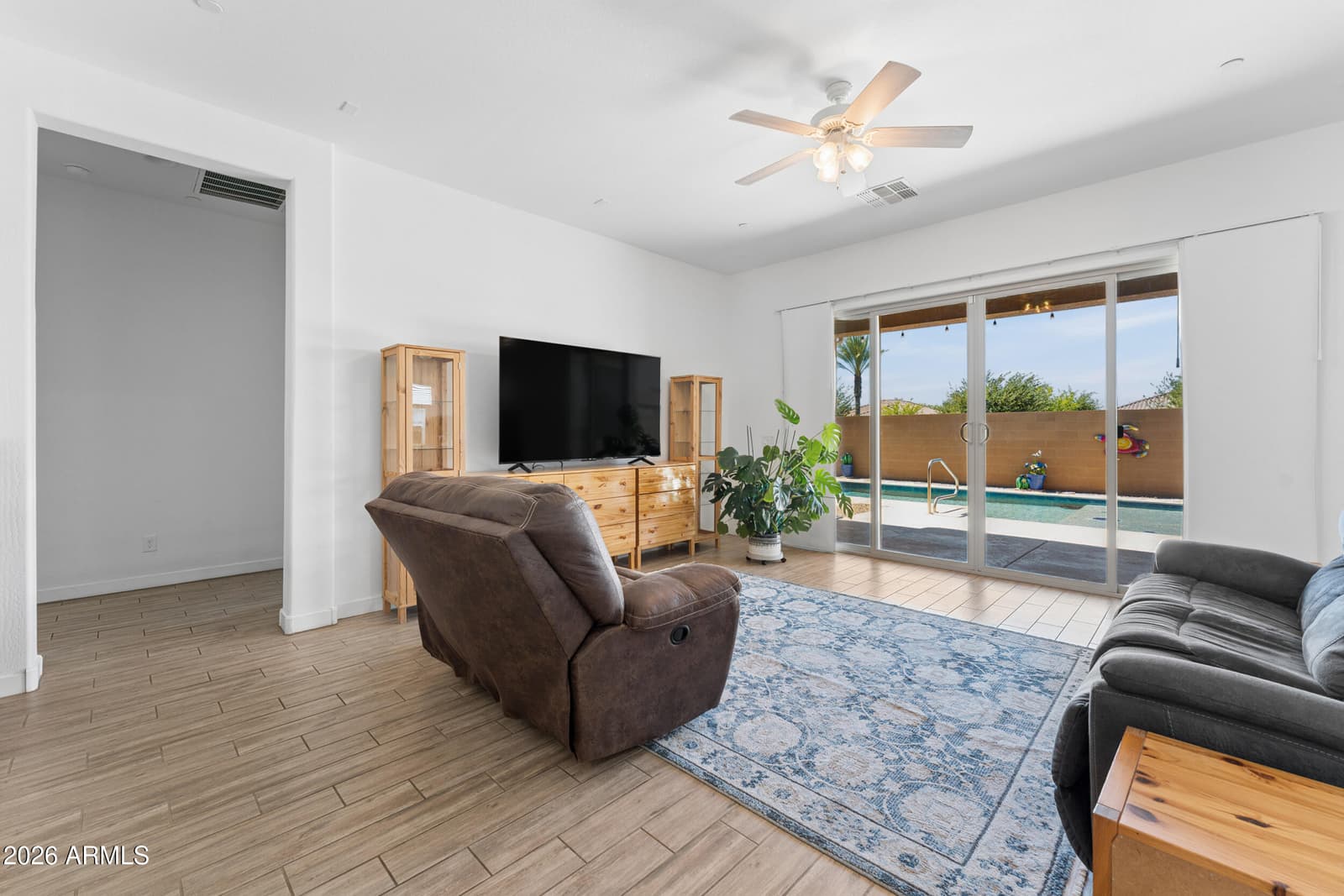 9829 E THISTLE Avenue, Mesa, AZ 85212 — photo 10 of 42