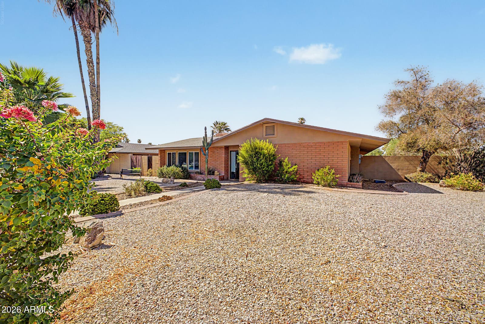 508 E Sagebrush Street, Litchfield Park, AZ 85340 — photo 3 of 41