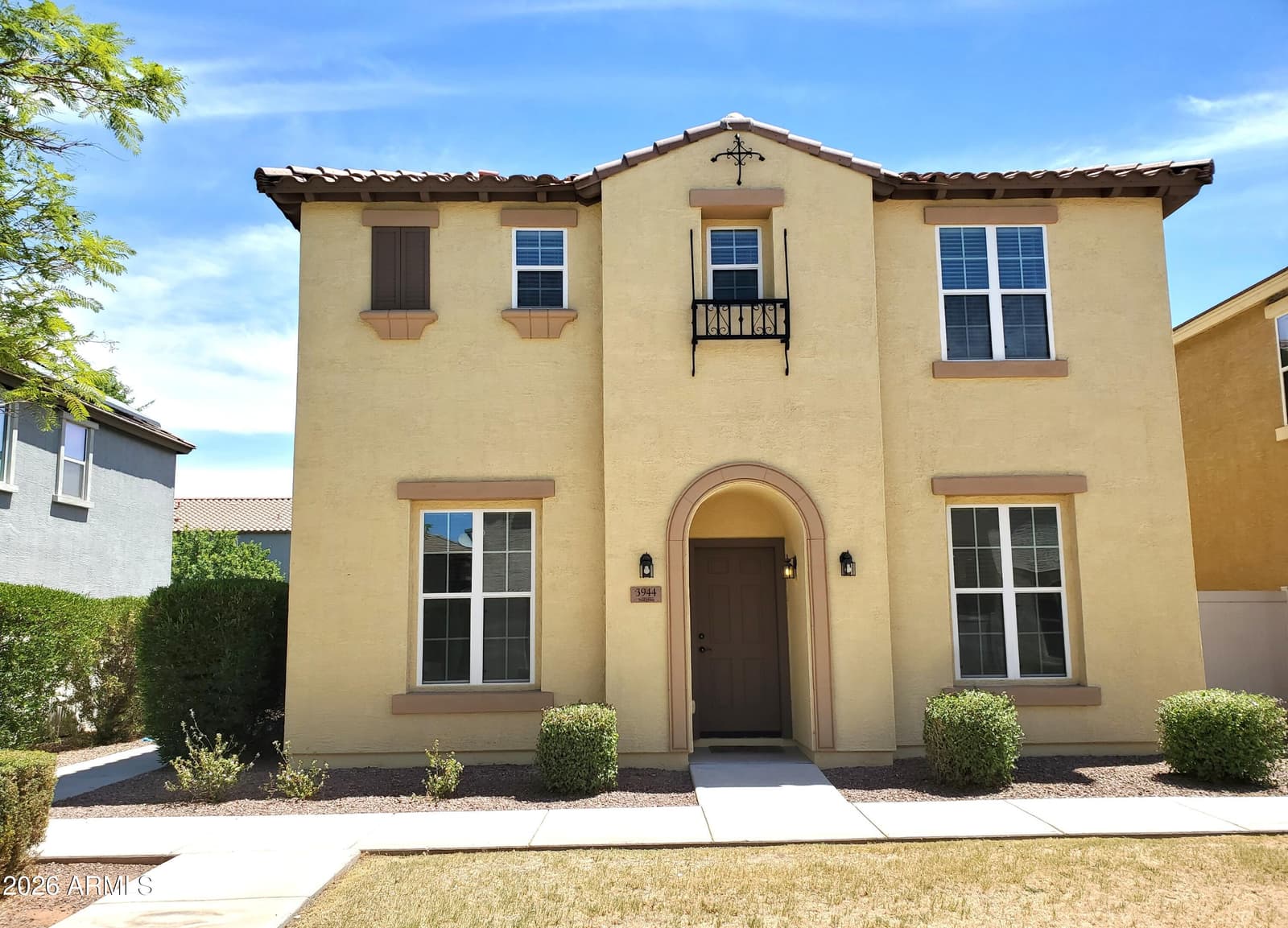 3944 E LESLIE Drive E, Gilbert, AZ 85296 — photo 1 of 47