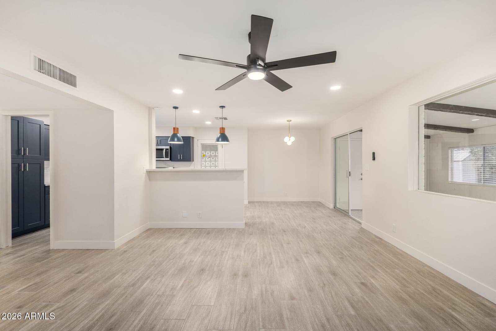 6740 E ADOBE Street, Mesa, AZ 85205 — photo 11 of 36