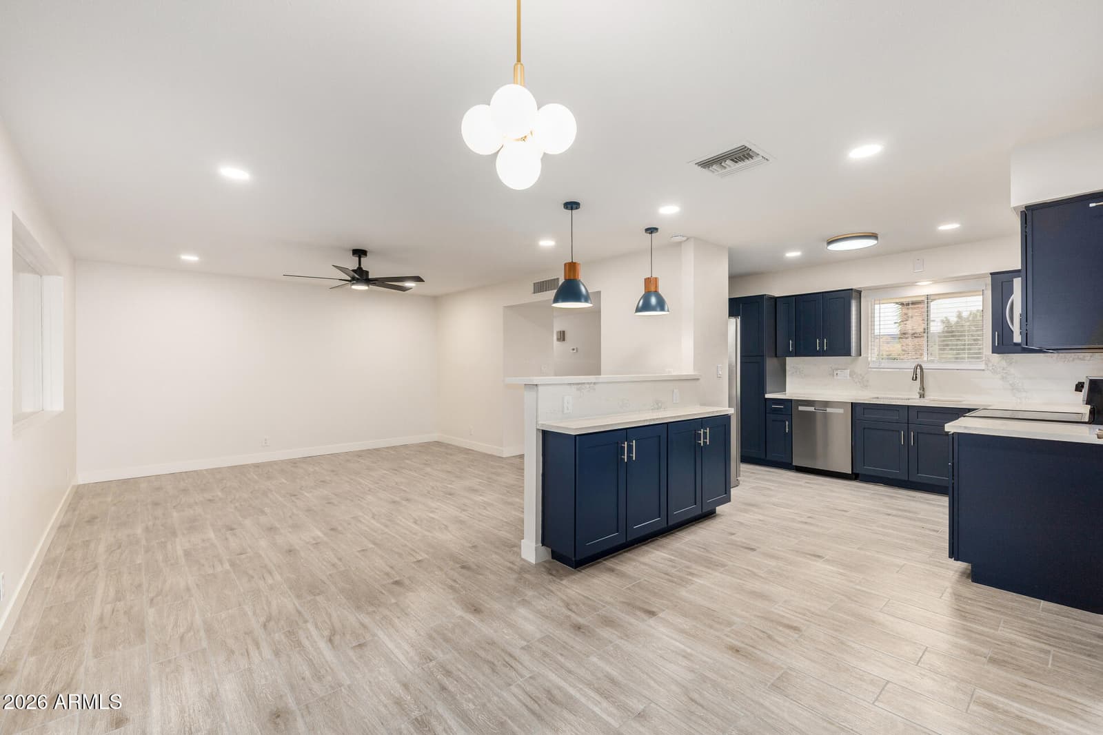 6740 E ADOBE Street, Mesa, AZ 85205 — photo 13 of 36