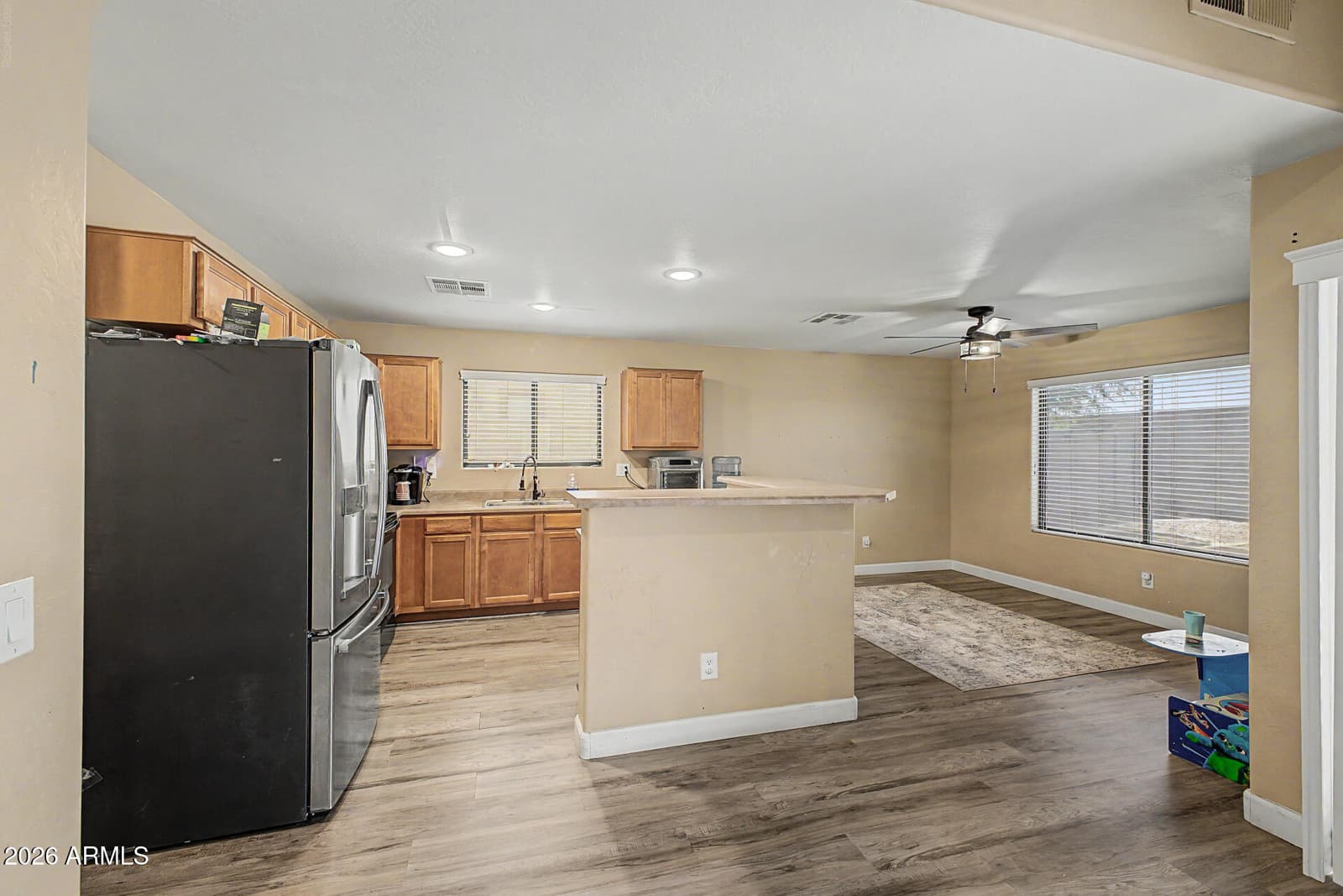 2325 E Greenlee Avenue, Apache Junction, AZ 85119 — photo 8 of 47