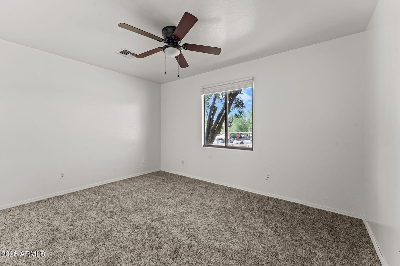 512 N Jackson Street, Wickenburg, AZ 85390 — photo 4 of 9