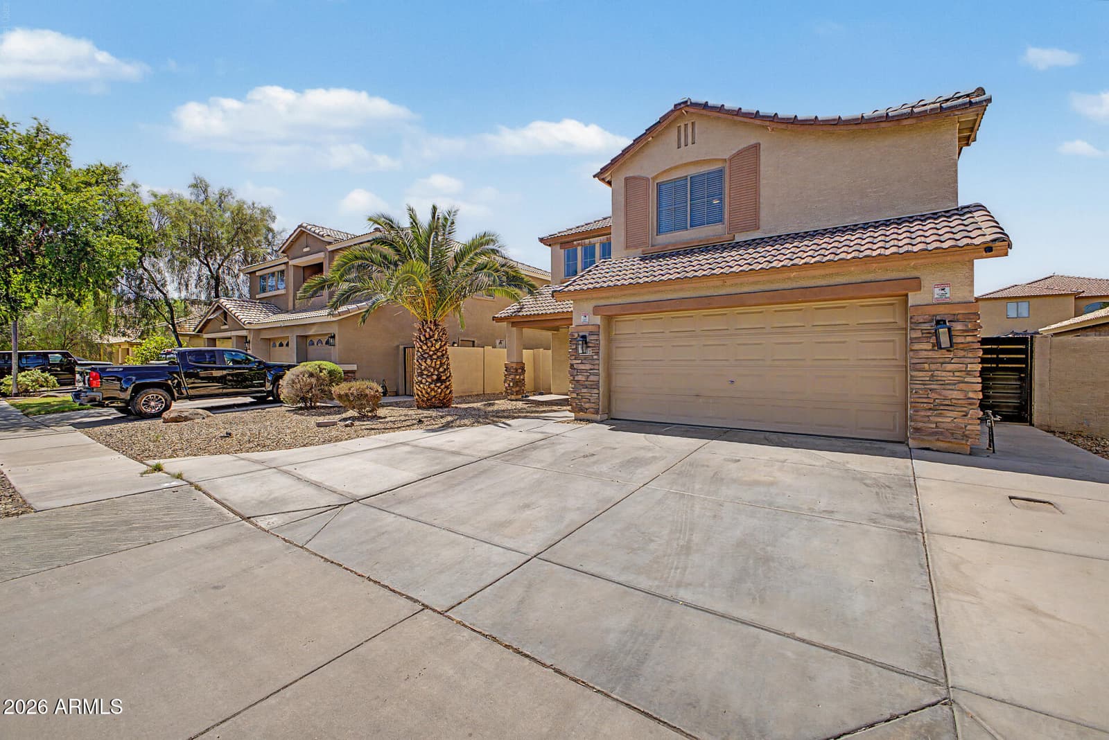 10521 W LA REATA Avenue, Avondale, AZ 85392 — photo 3 of 38