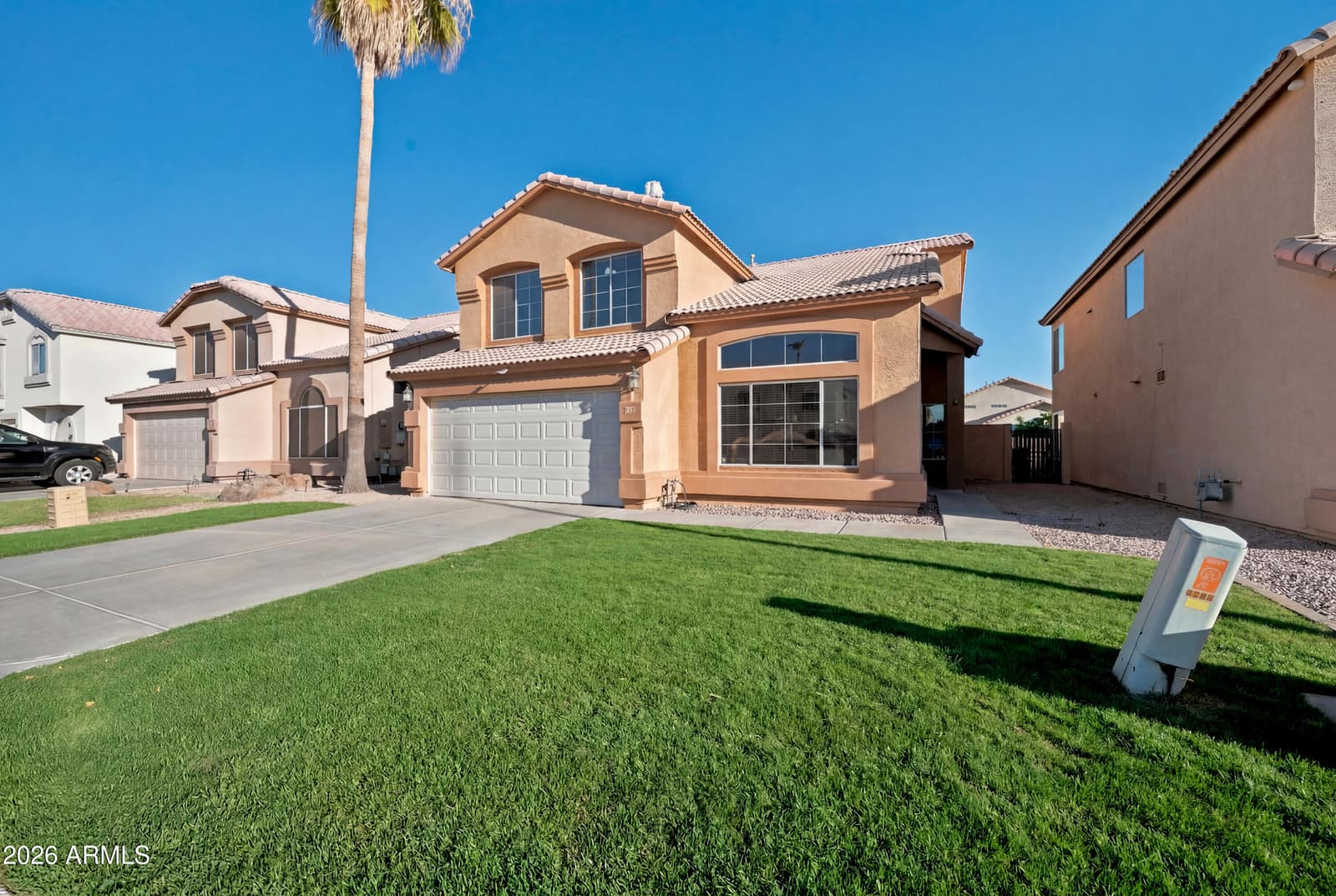 735 E Geronimo Street, Chandler, AZ 85225 — photo 2 of 28
