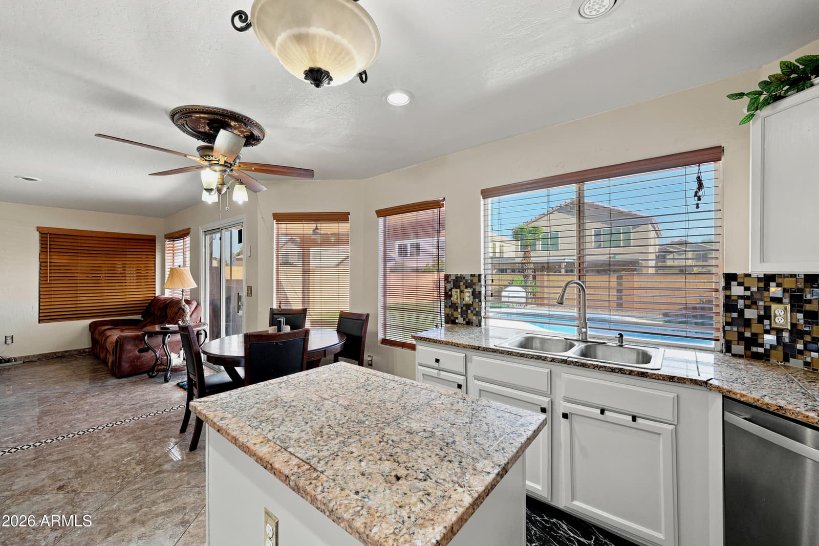 735 E Geronimo Street, Chandler, AZ 85225 — photo 9 of 28