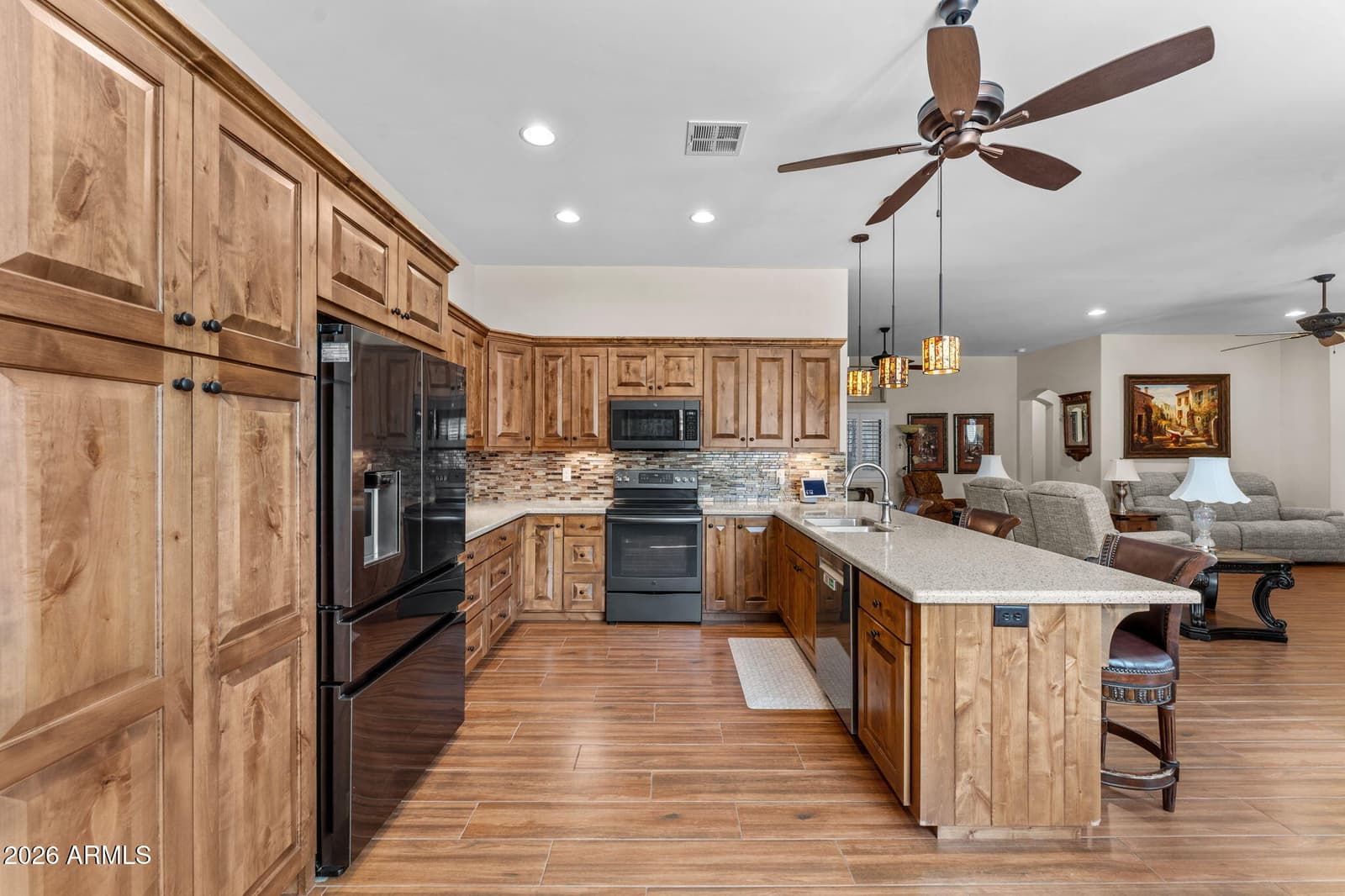 695 N Topeka Circle, Wickenburg, AZ 85390 — photo 15 of 44