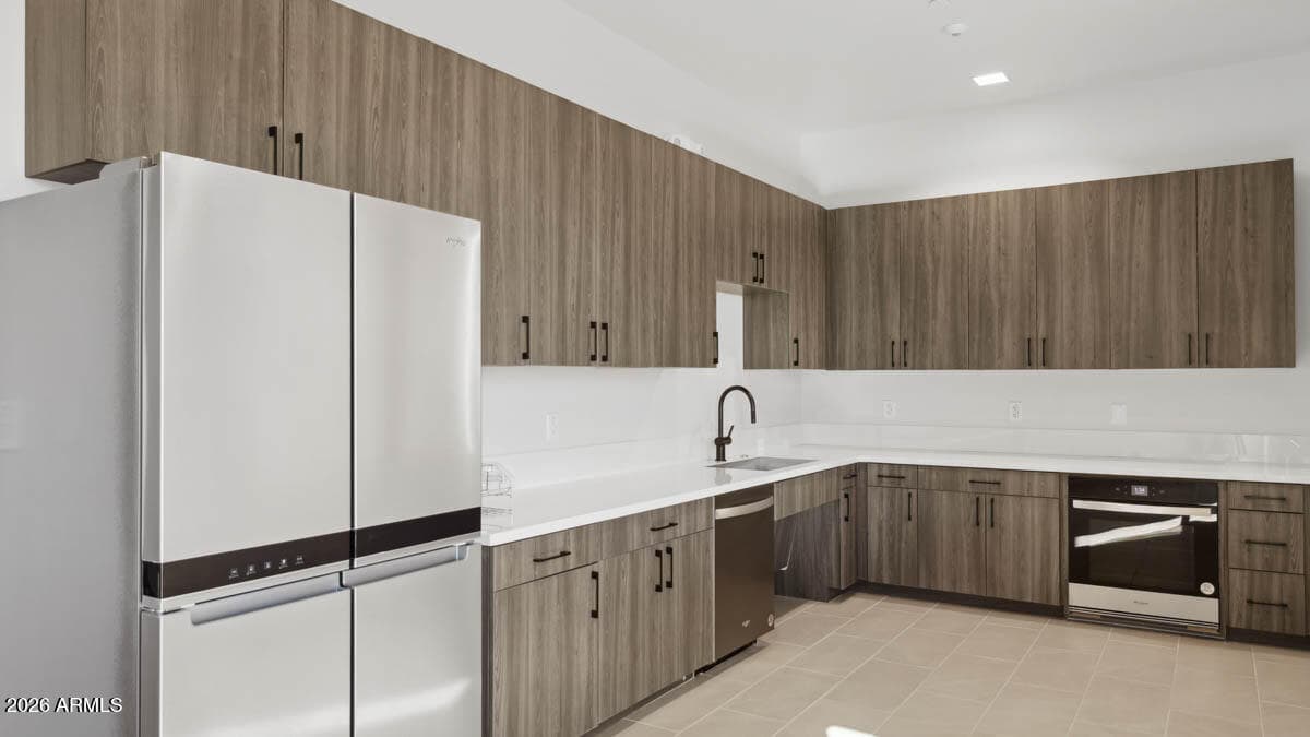 10286 S DESERT VIEW Drive, Apache Junction, AZ 85120 — photo 43 of 57
