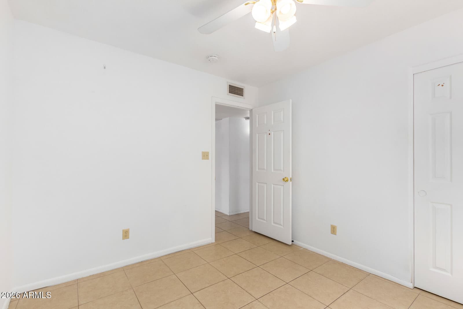 2118 E Carson Drive, Tempe, AZ 85282 — photo 21 of 30