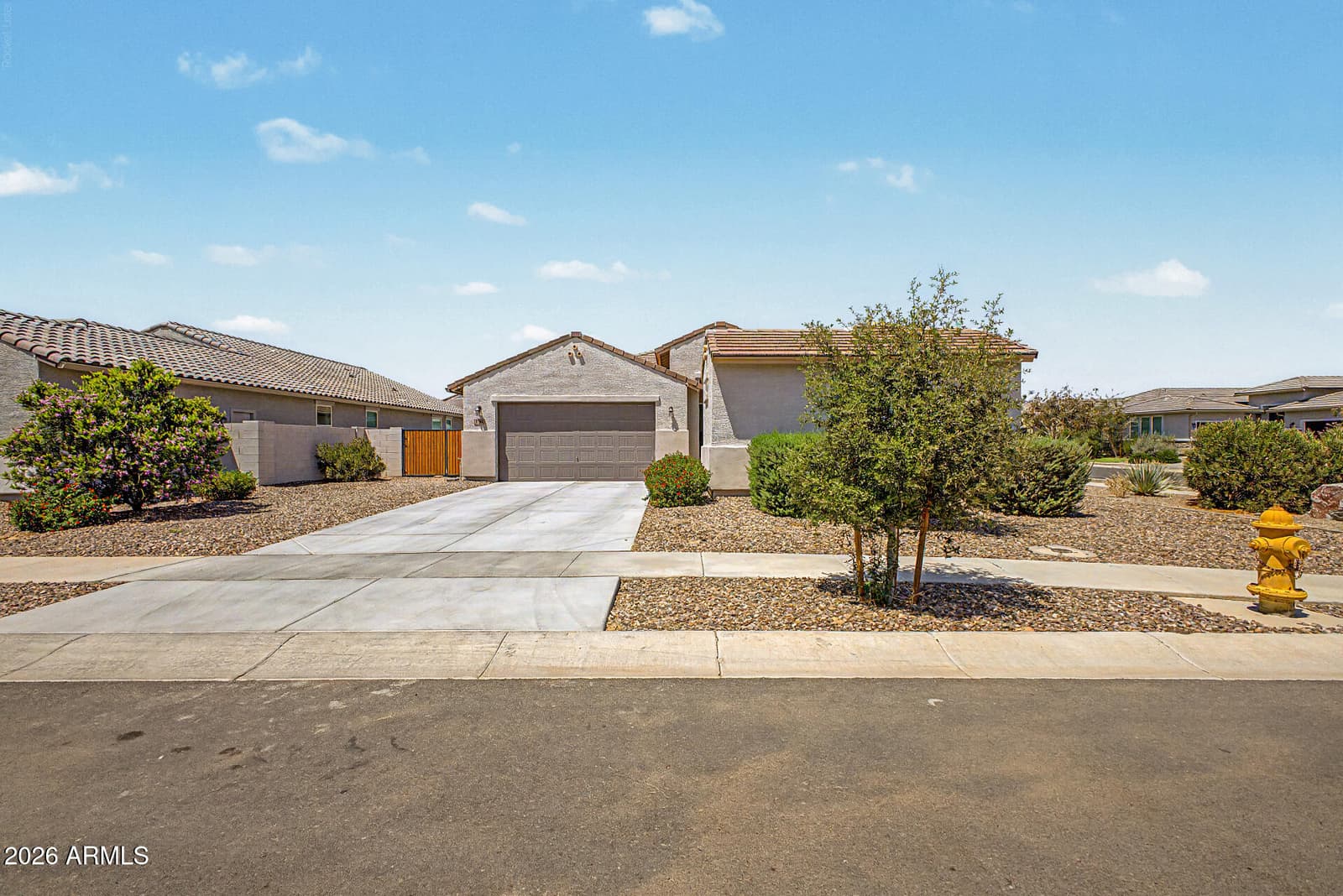 1194 E MEADOWRIDGE Drive, Casa Grande, AZ 85122 — photo 1 of 52
