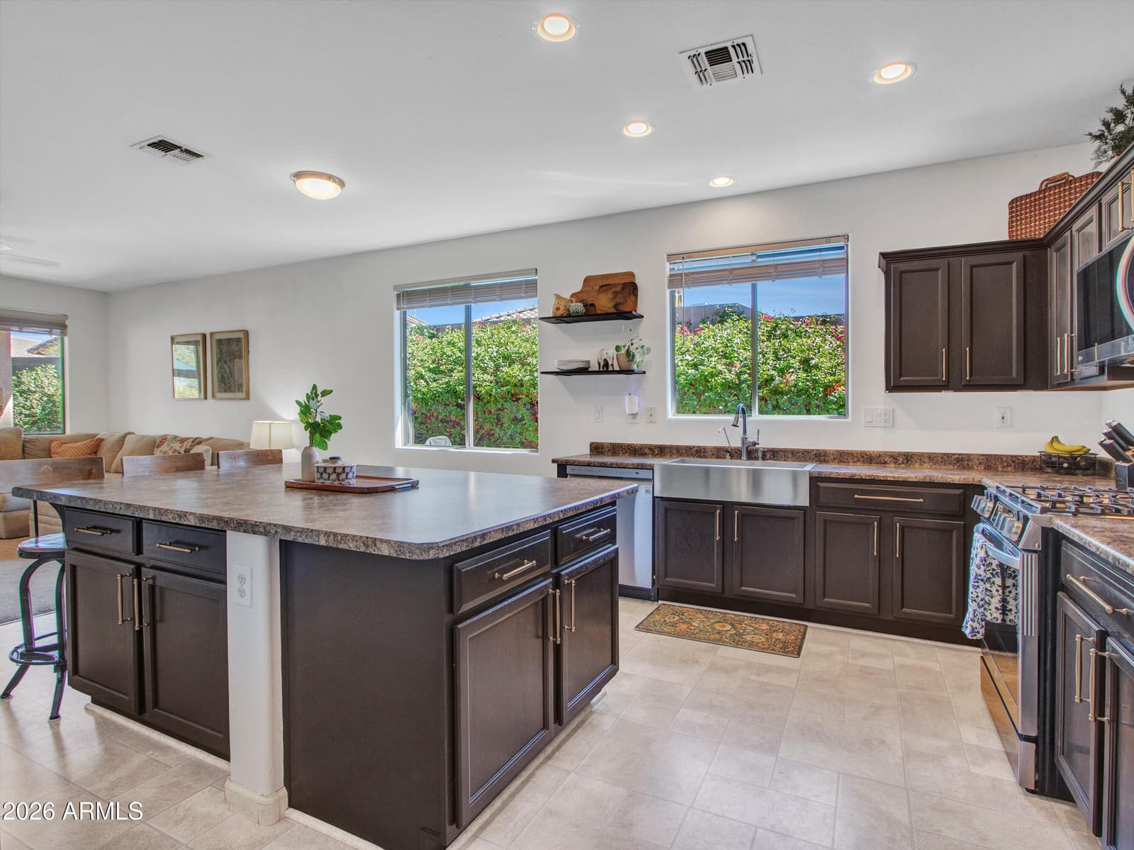 2436 W LEWIS AND CLARK Trail, Phoenix, AZ 85086 — photo 5 of 66