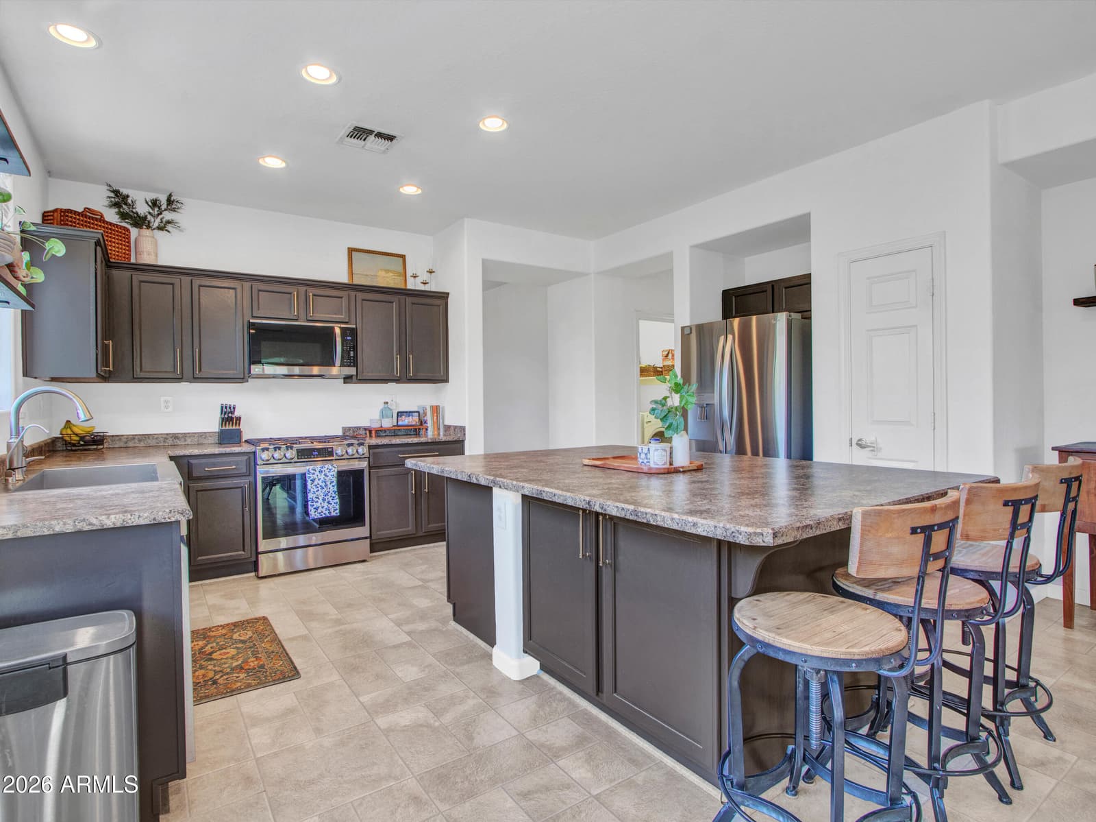 2436 W LEWIS AND CLARK Trail, Phoenix, AZ 85086 — photo 6 of 66