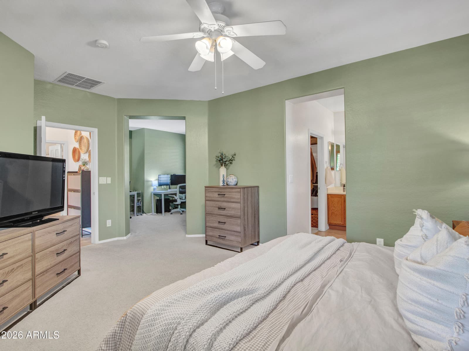 2436 W LEWIS AND CLARK Trail, Phoenix, AZ 85086 — photo 34 of 66