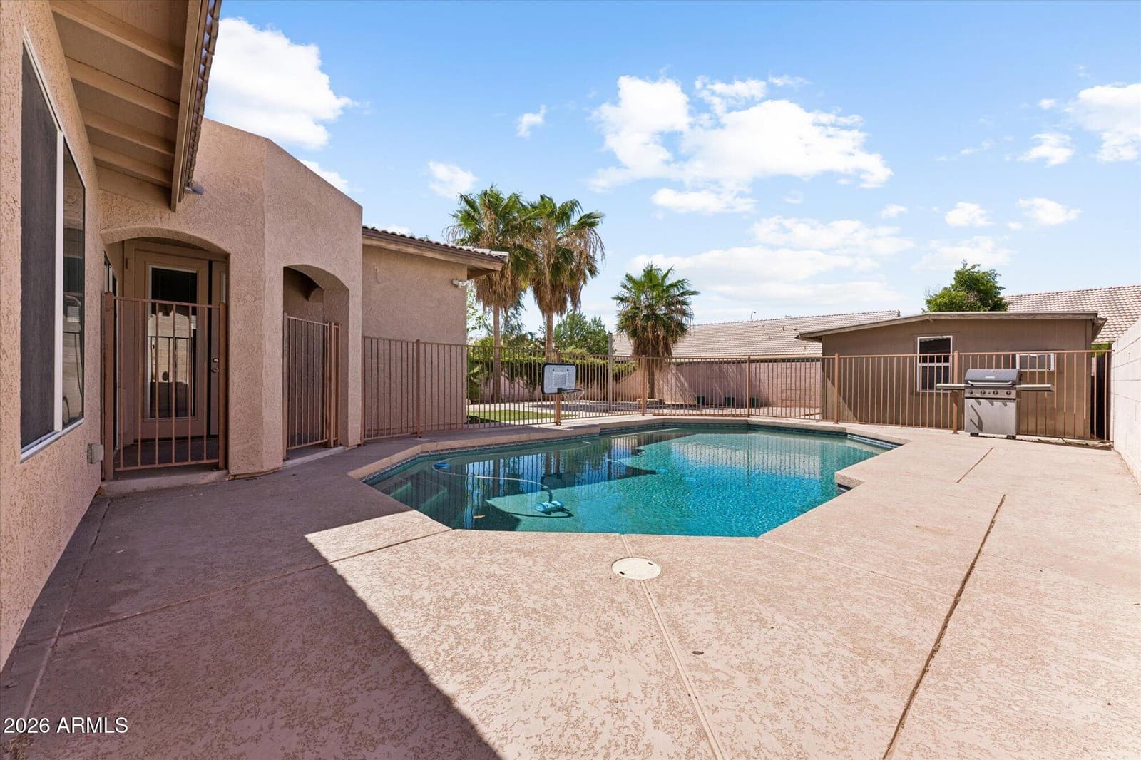 1432 W PARK Avenue, Chandler, AZ 85224 — photo 5 of 37