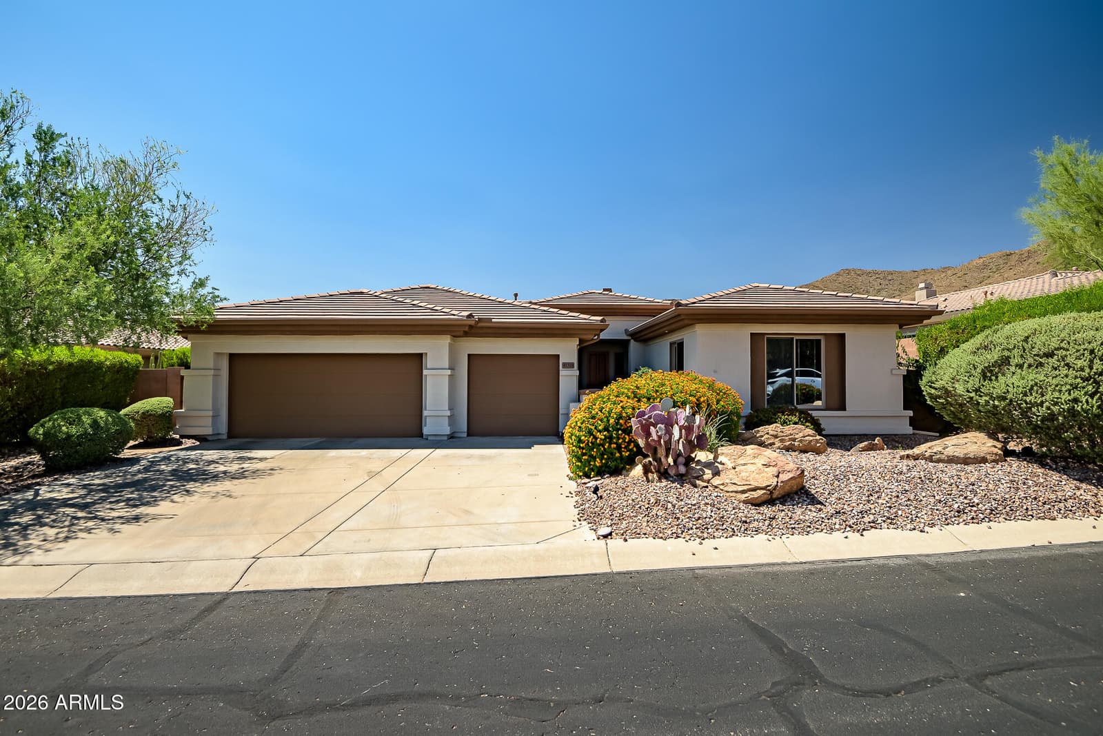 42328 N CROSSWATER Way, Anthem, AZ 85086