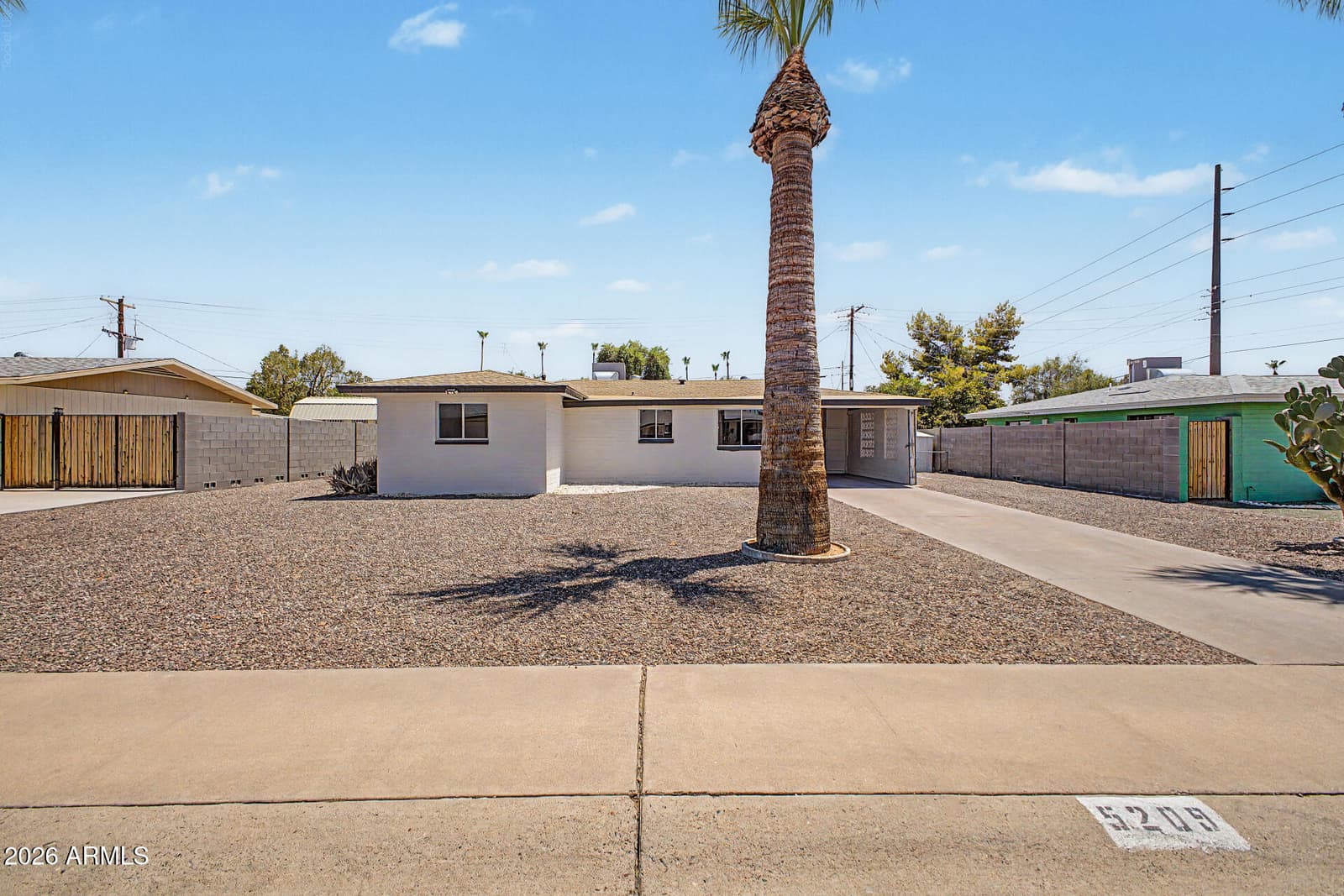 5209 E BUTTE Street, Mesa, AZ 85205 — photo 2 of 30