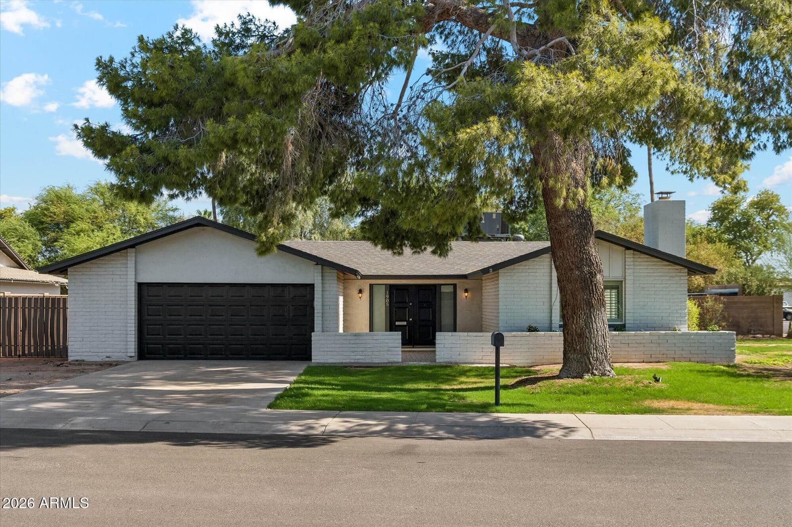 1905 E PEGASUS Drive, Tempe, AZ 85283