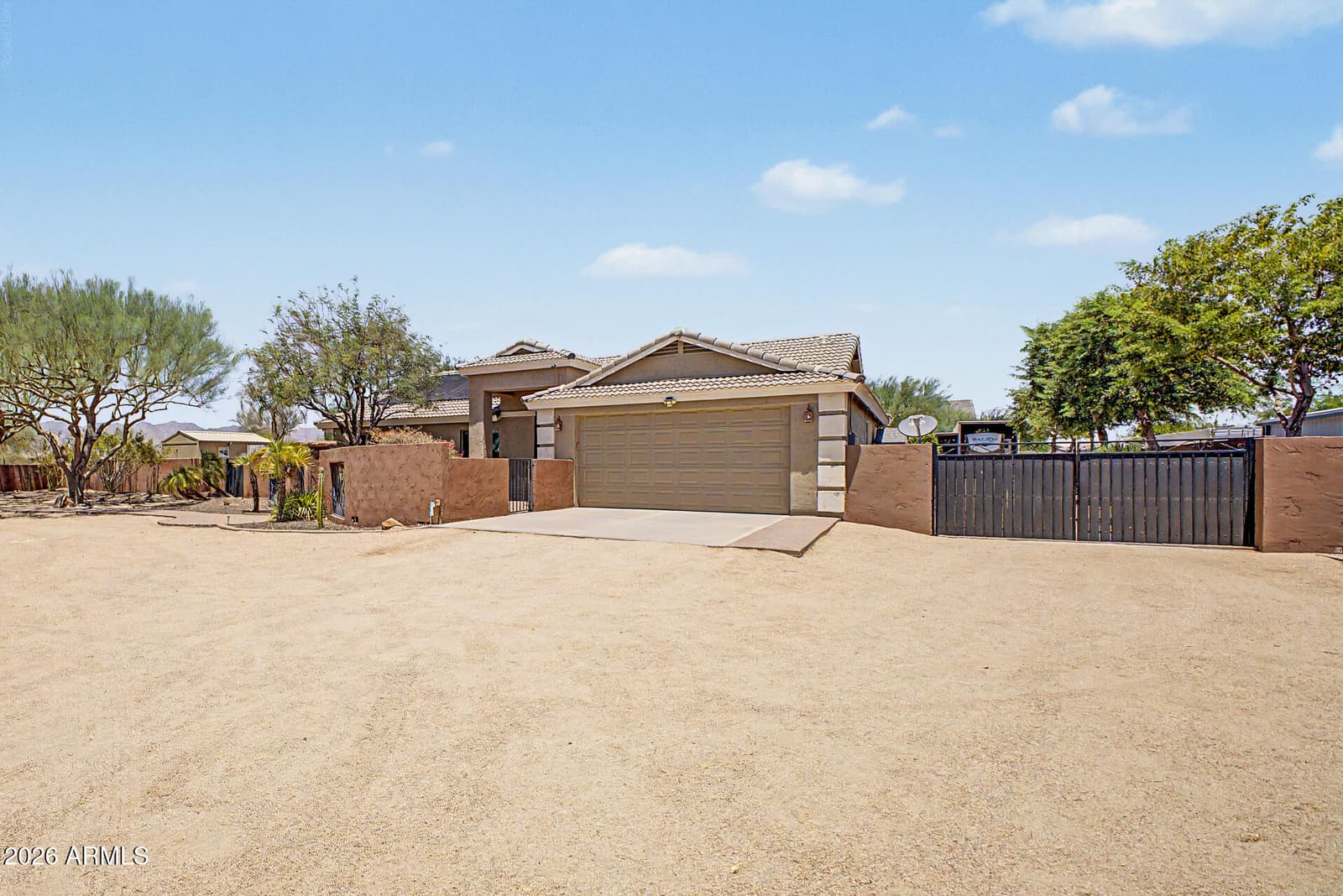 19340 W Lewis Avenue, Buckeye, AZ 85396 — photo 9 of 48