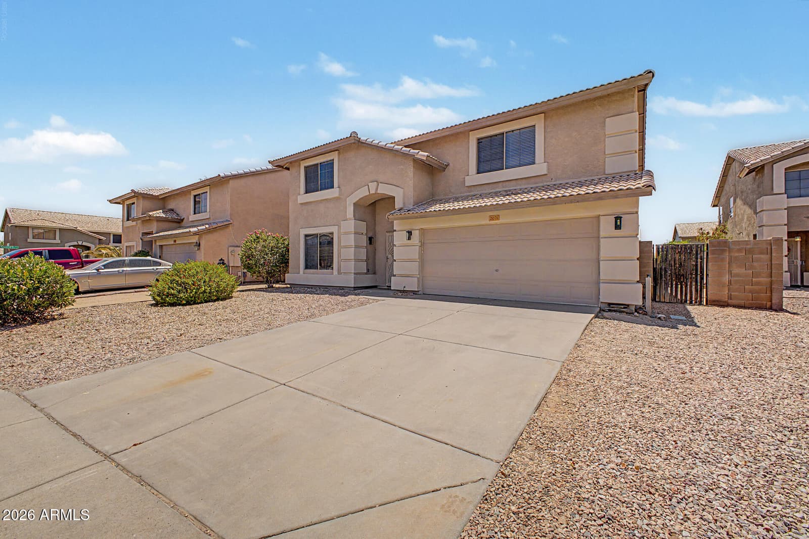 2071 E 36th Avenue, Apache Junction, AZ 85119 — photo 5 of 43