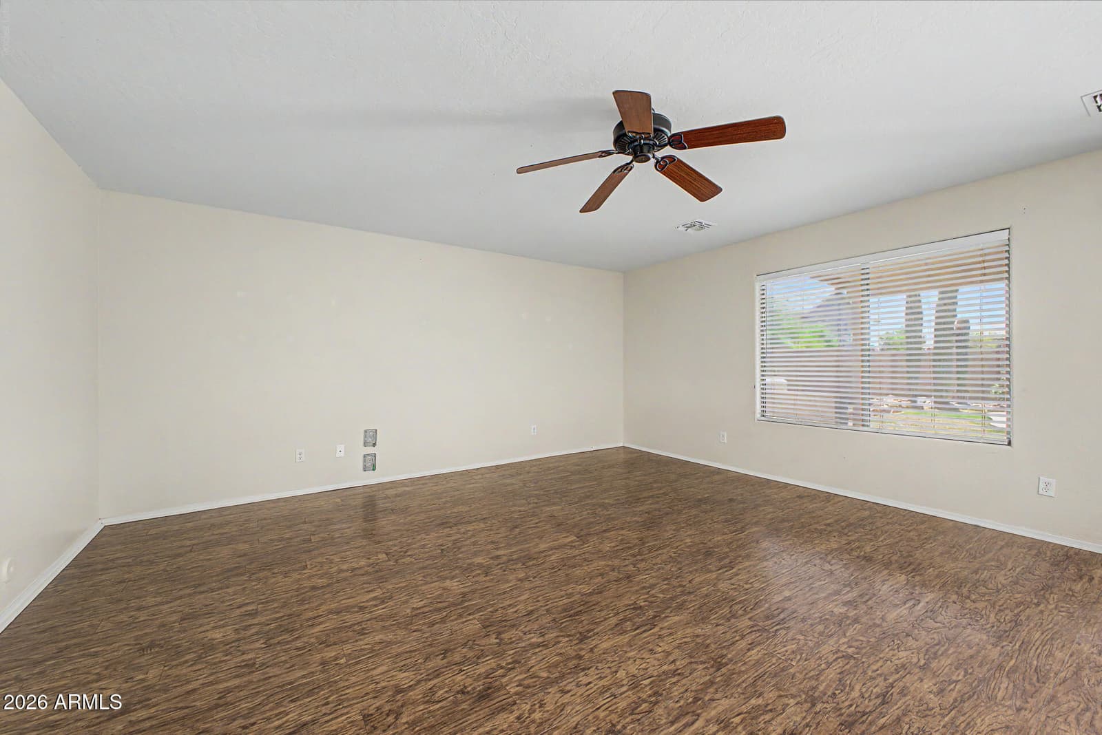 2071 E 36th Avenue, Apache Junction, AZ 85119 — photo 10 of 43