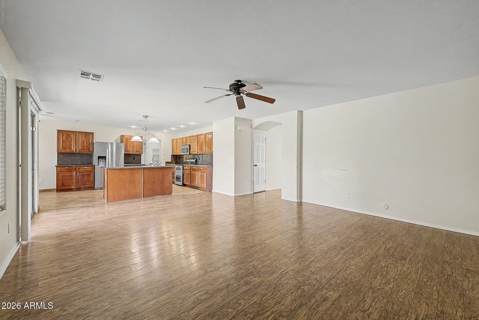 2071 E 36th Avenue, Apache Junction, AZ 85119 — photo 11 of 43