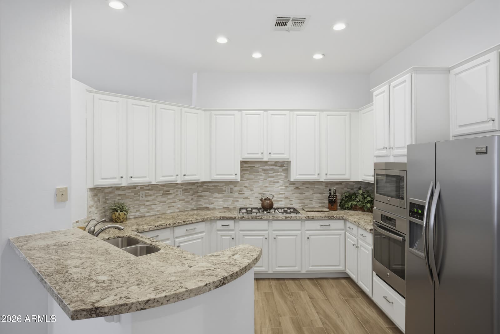 9031 N BROKEN BOW, Fountain Hills, AZ 85268 — photo 22 of 39