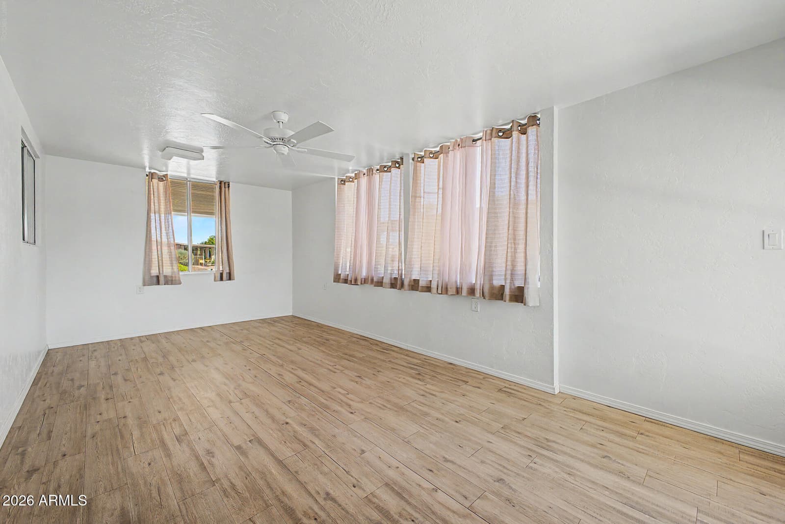 8965 E Sun Lakes Boulevard N, Sun Lakes, AZ 85248 — photo 14 of 38