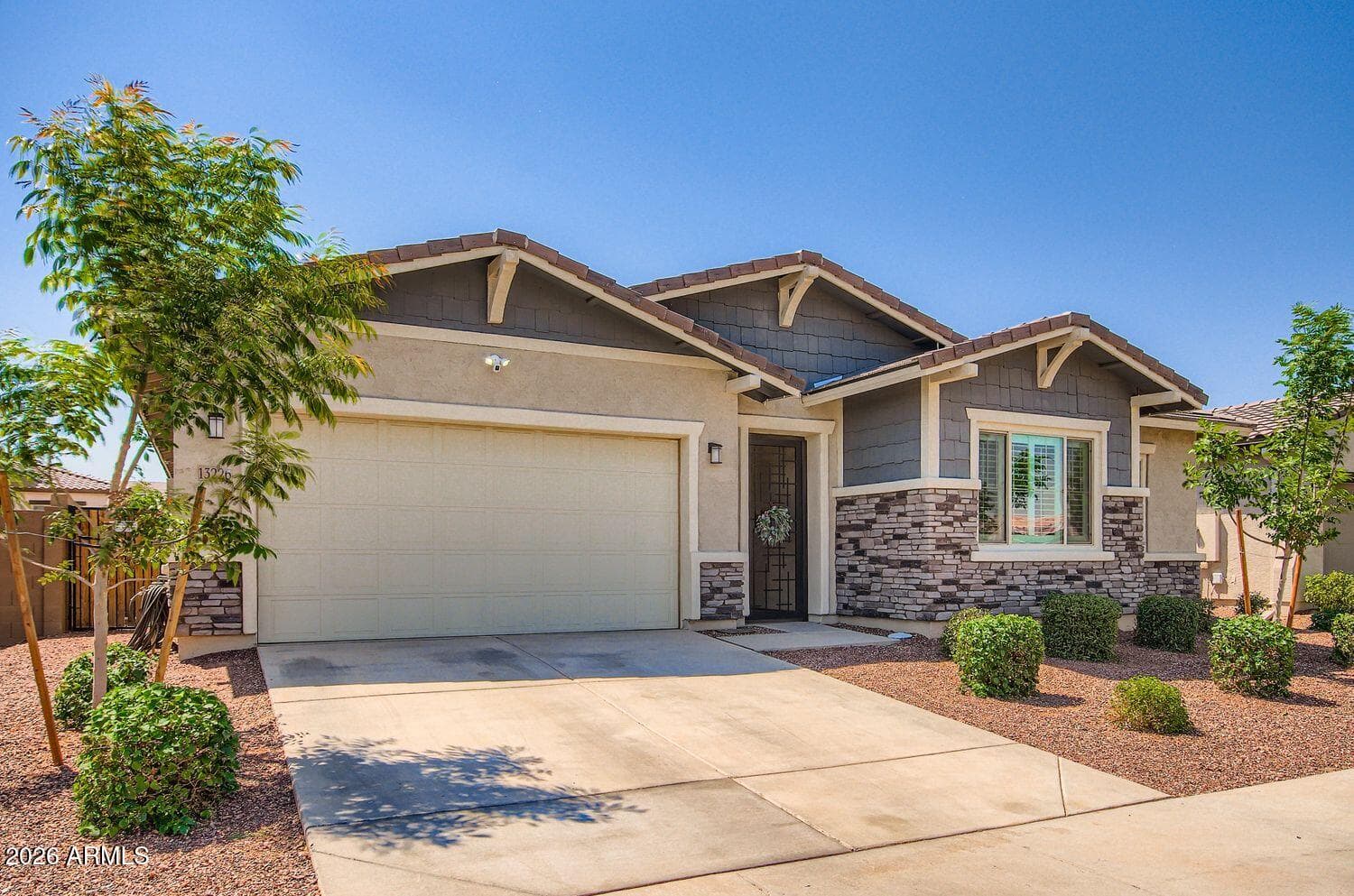 13226 N 174TH Drive, Surprise, AZ 85388 — photo 3 of 35