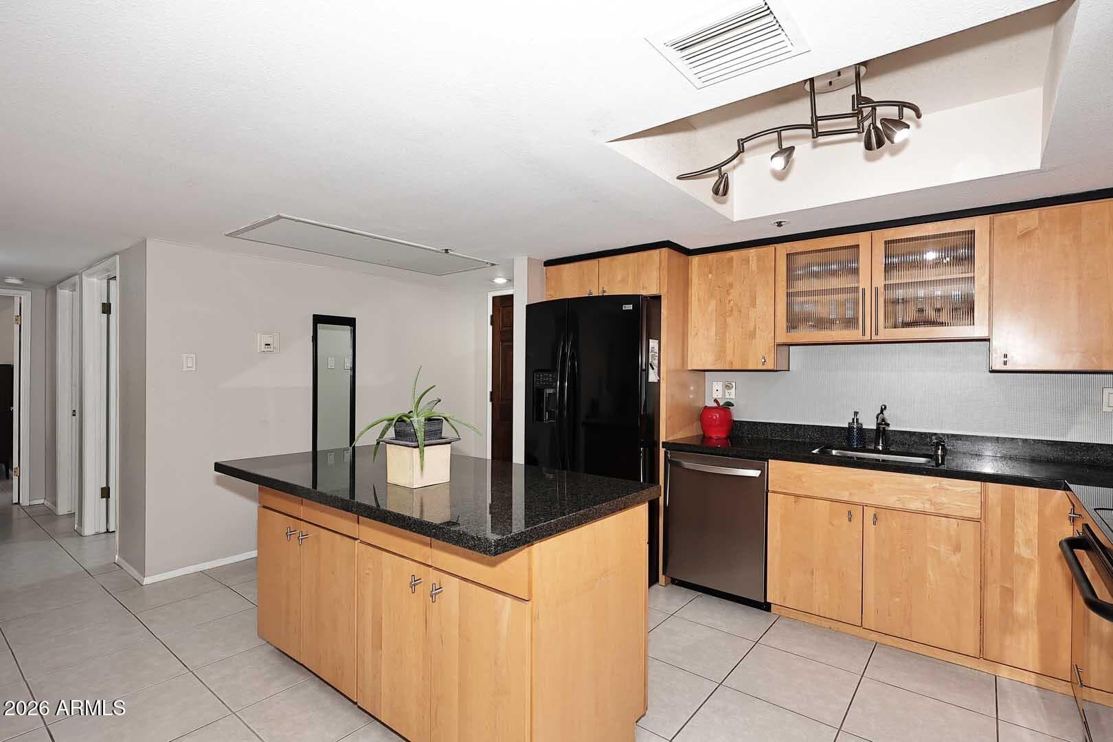 7860 E CAMELBACK Road 309, Scottsdale, AZ 85251 — photo 4 of 47