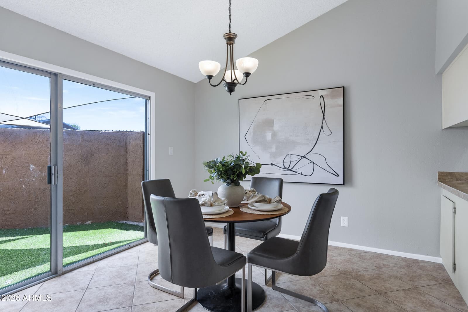 905 S MELODY Lane, Tempe, AZ 85281 — photo 7 of 25
