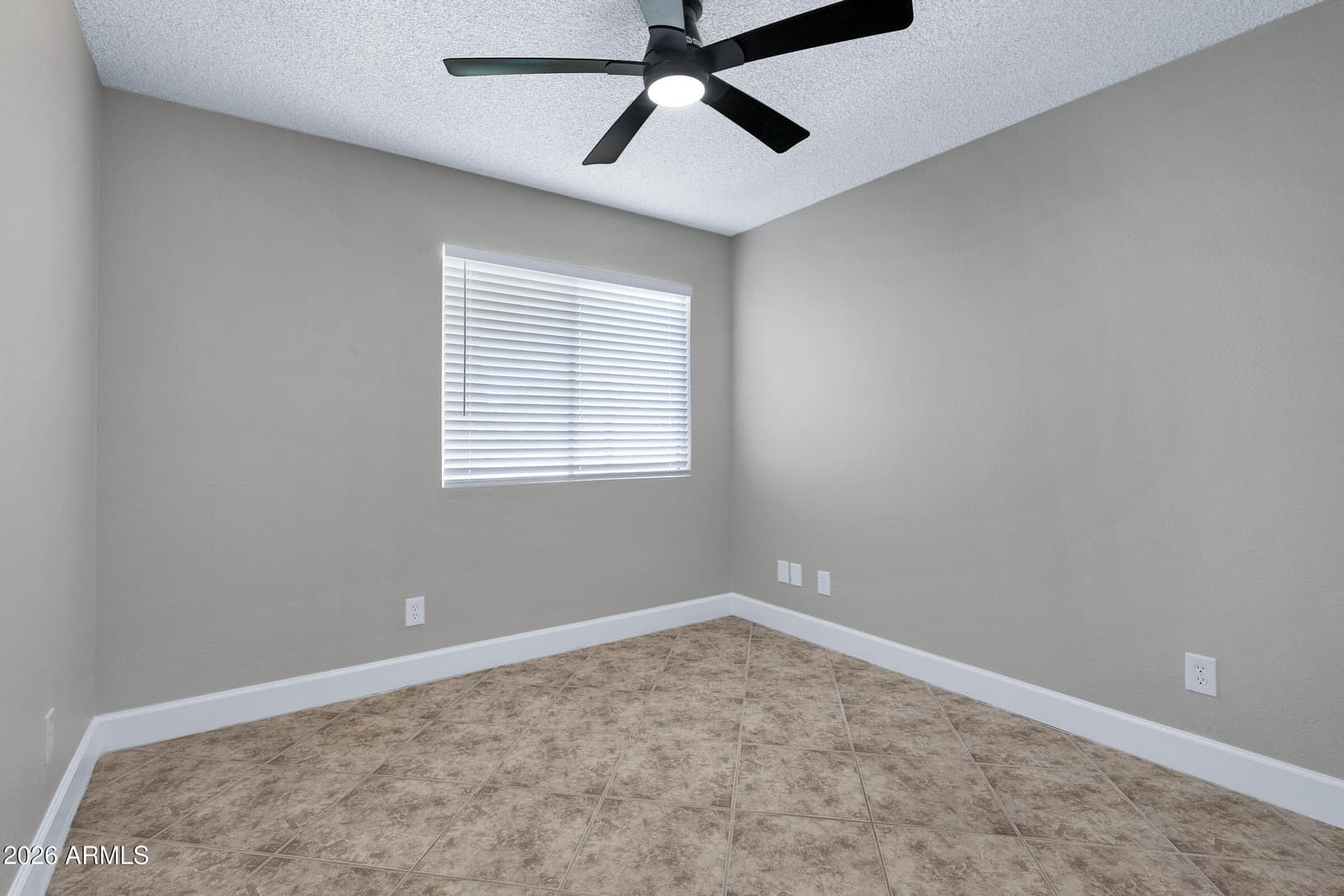 905 S MELODY Lane, Tempe, AZ 85281 — photo 13 of 25