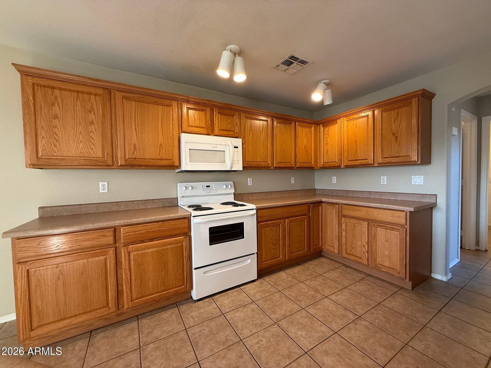 3128 N 130TH Lane, Avondale, AZ 85392 — photo 6 of 29