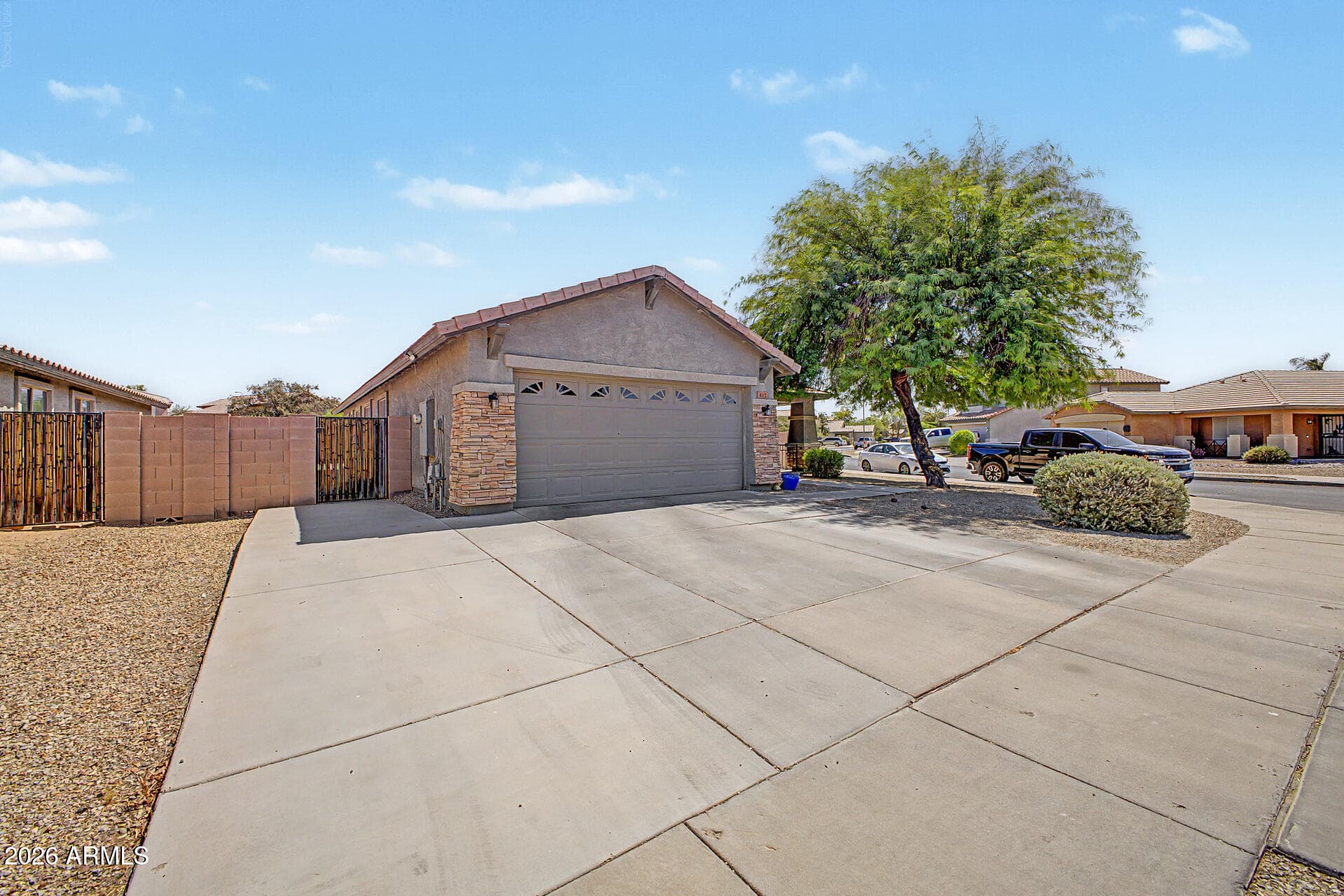 417 S 113TH Avenue, Avondale, AZ 85323 — photo 7 of 36