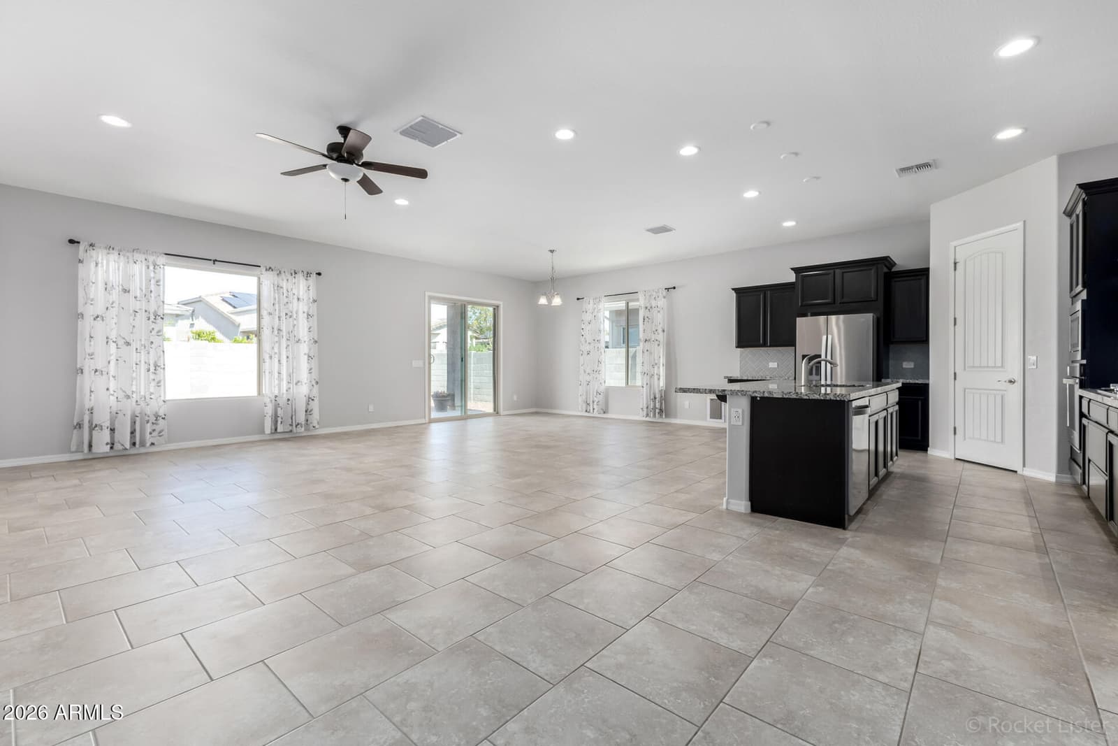 18926 W SOLANO Drive, Litchfield Park, AZ 85340 — photo 11 of 42