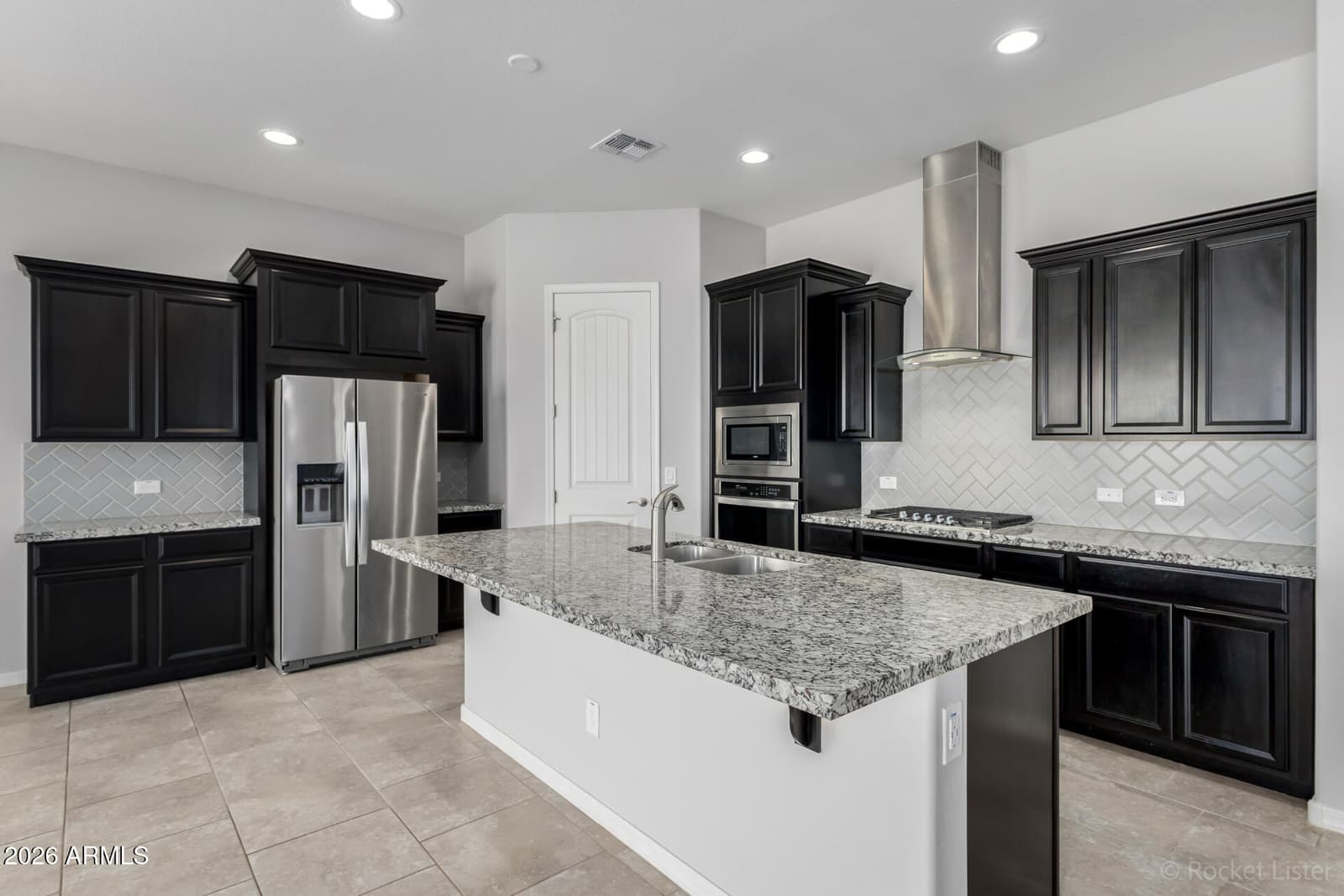 18926 W SOLANO Drive, Litchfield Park, AZ 85340 — photo 14 of 42