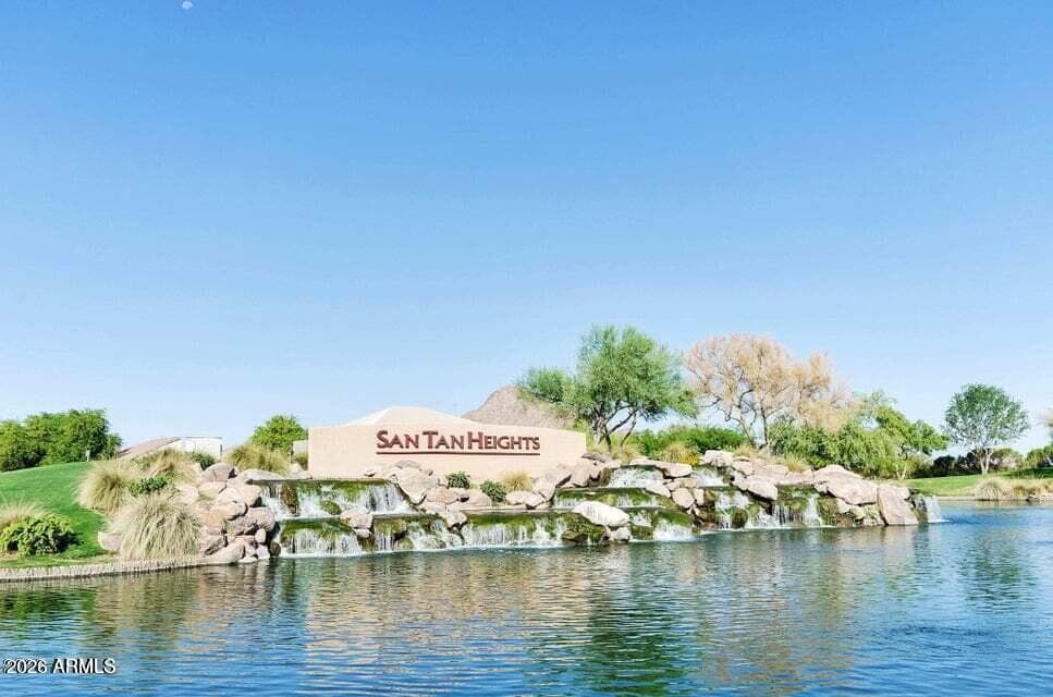 2469 W HAYDEN PEAK Drive, San Tan Valley, AZ 85144 — photo 4 of 57