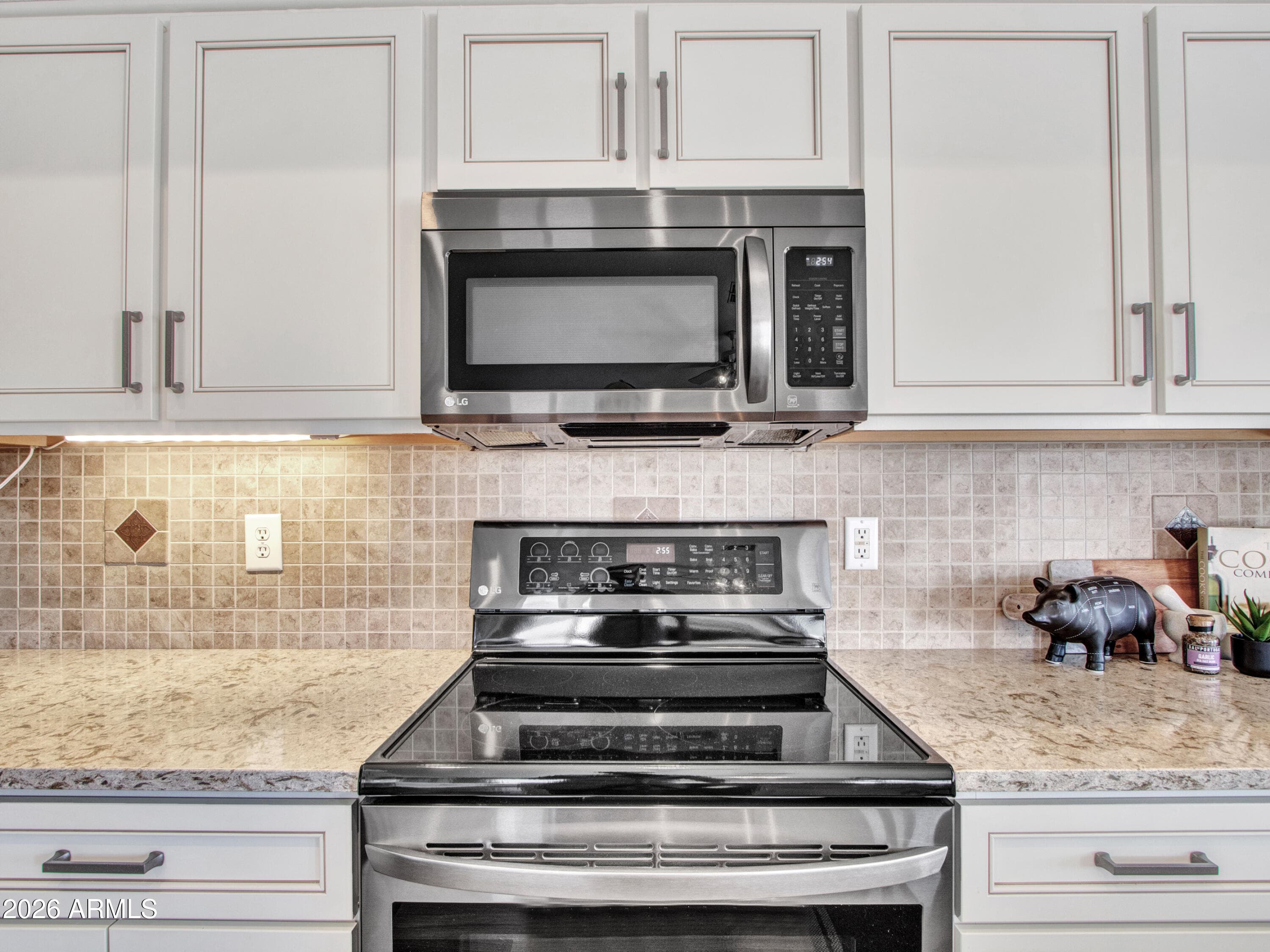10912 W MARCO POLO Road, Peoria, AZ 85373 — photo 31 of 105