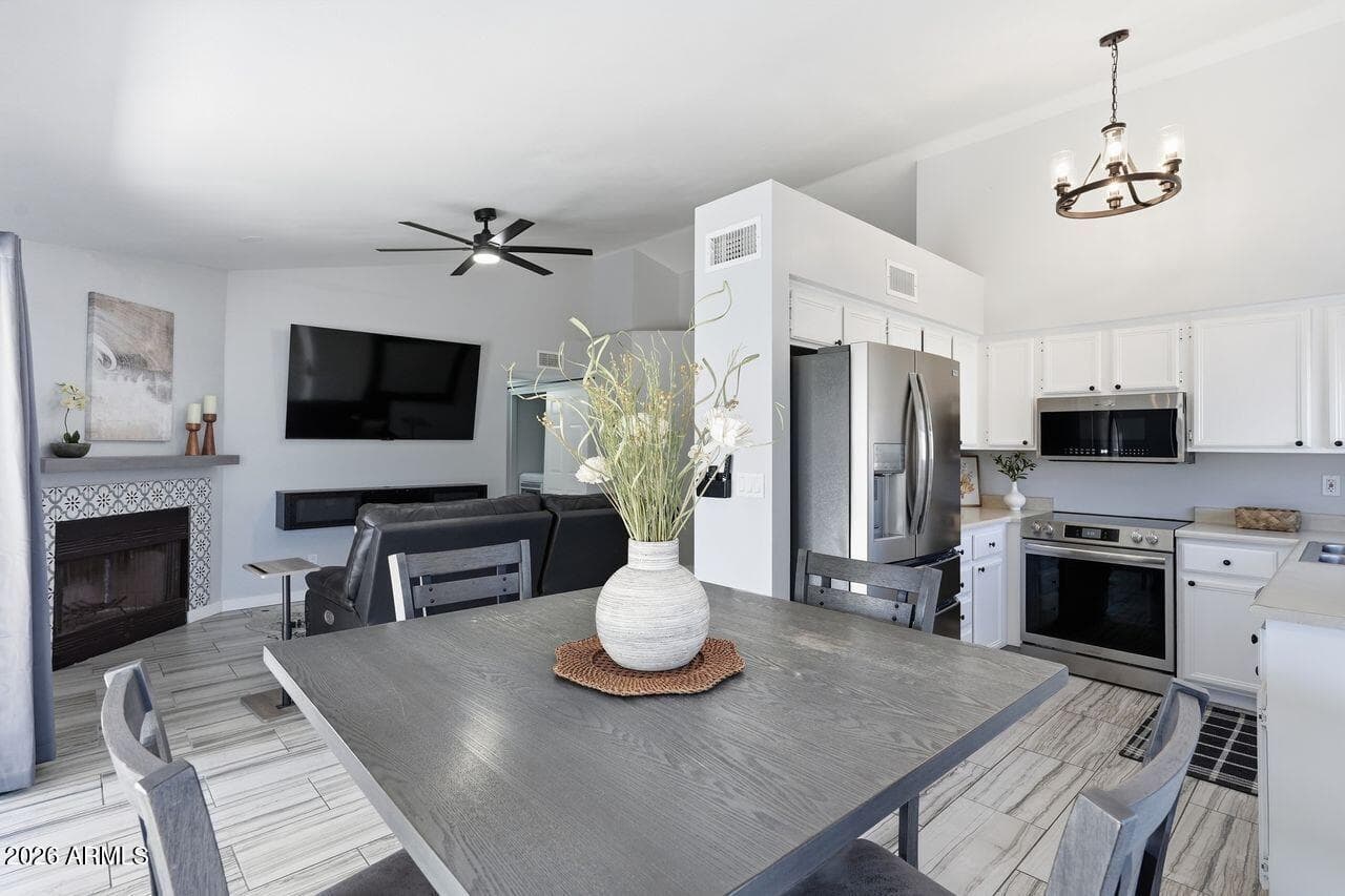 14668 N KINGS Way, Fountain Hills, AZ 85268 — photo 18 of 33