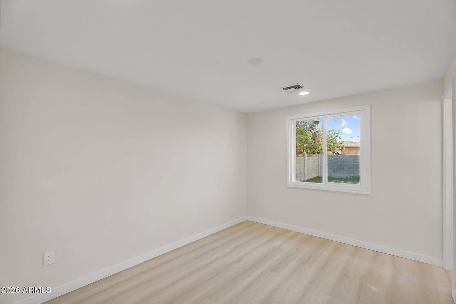 3545 E FRIESS Drive, Phoenix, AZ 85032 — photo 17 of 24