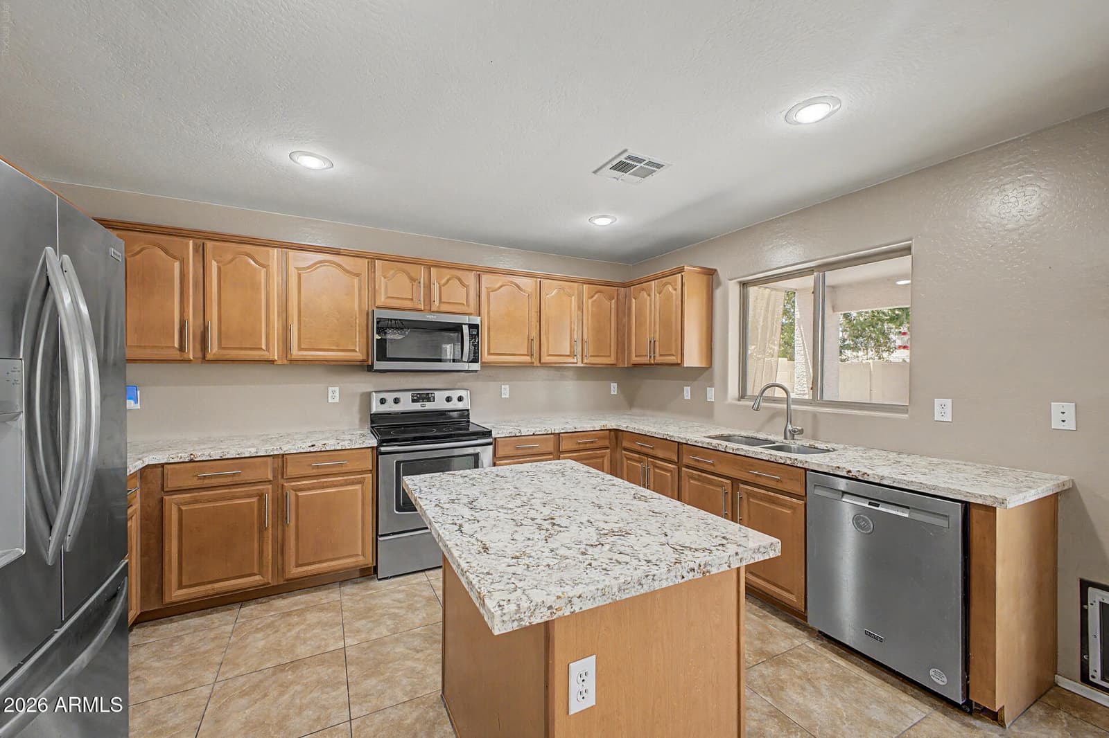 2788 E DUST DEVIL Drive, San Tan Valley, AZ 85143 — photo 12 of 40