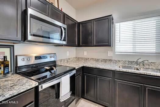 36148 W SEVILLE Drive, Maricopa, AZ 85138 — photo 4 of 29