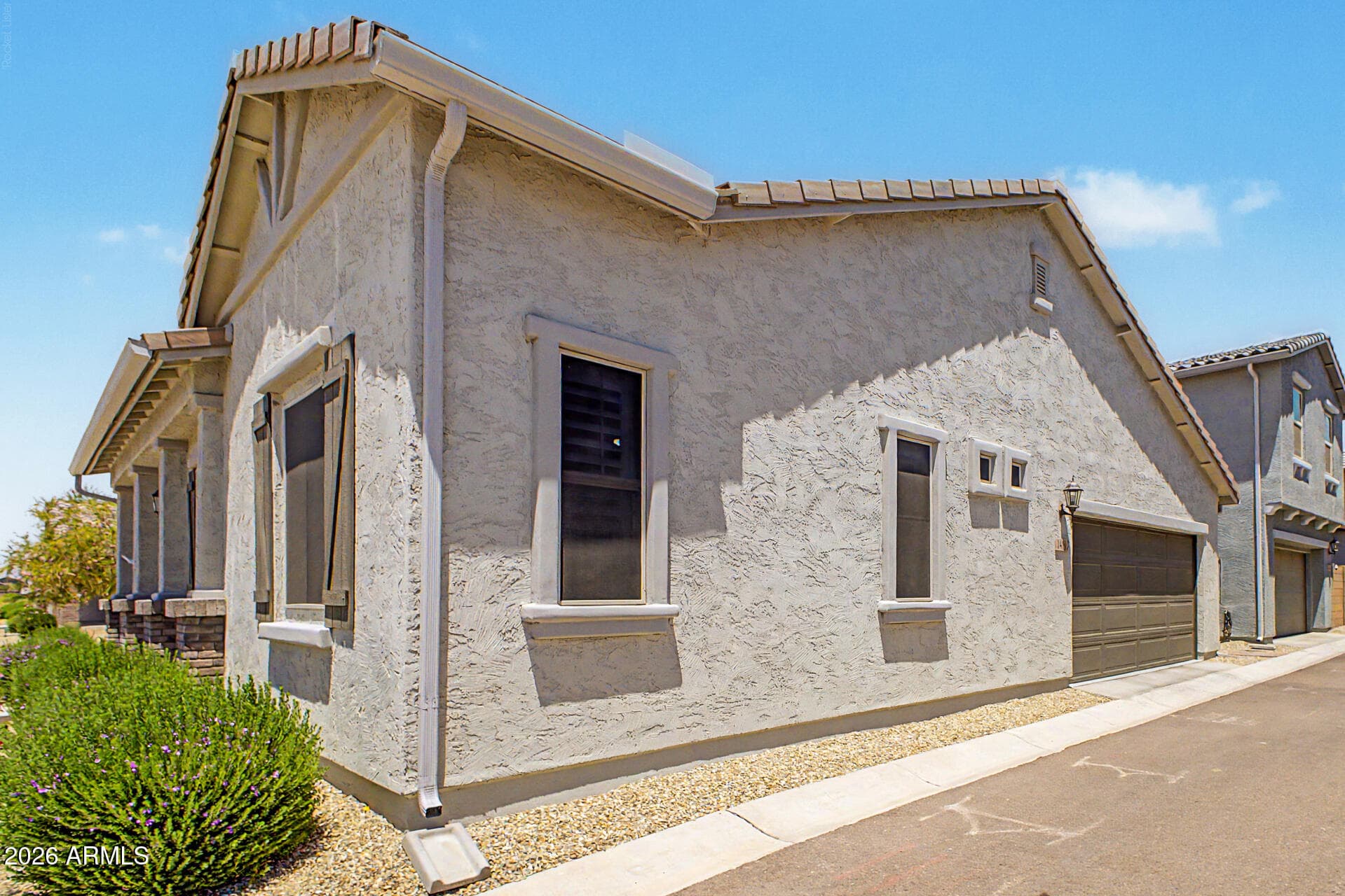 14180 W BRONCO Trail, Surprise, AZ 85387 — photo 6 of 36