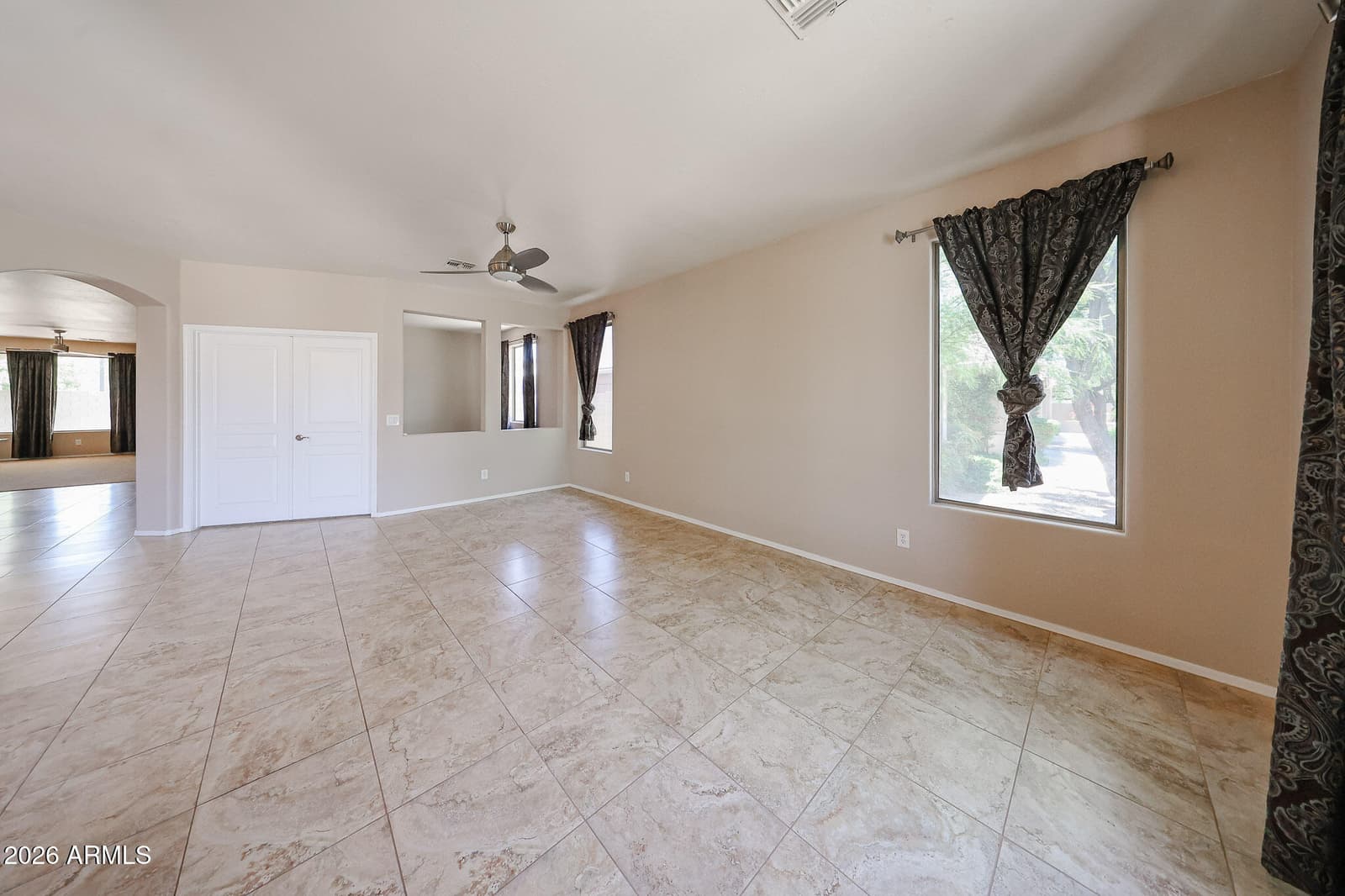 13245 W Jacobson Drive, Litchfield Park, AZ 85340 — photo 6 of 42
